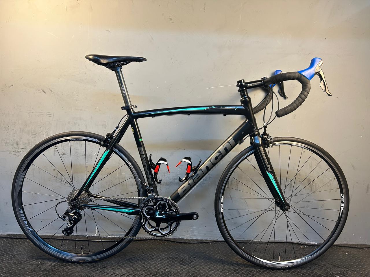RENT Bianchi Via Nirone 7 Road Bike