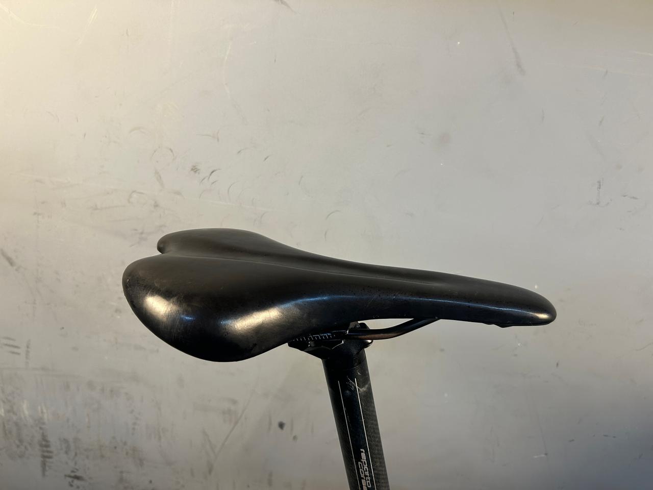 RENT Bianchi Via Nirone 7 Road Bike