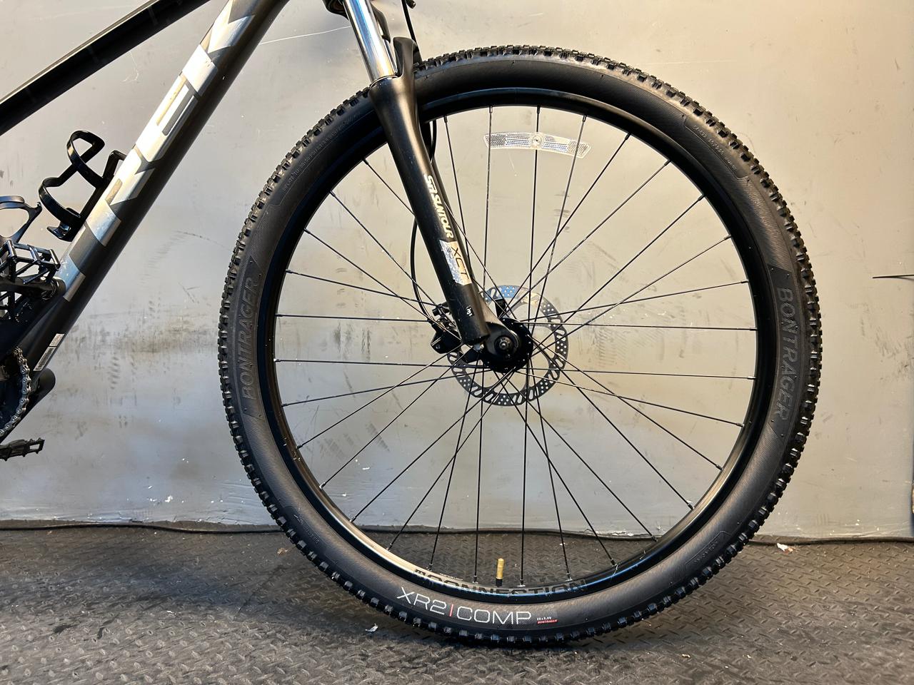 Trek Marlin 5 Gen 2 Mountain Bike