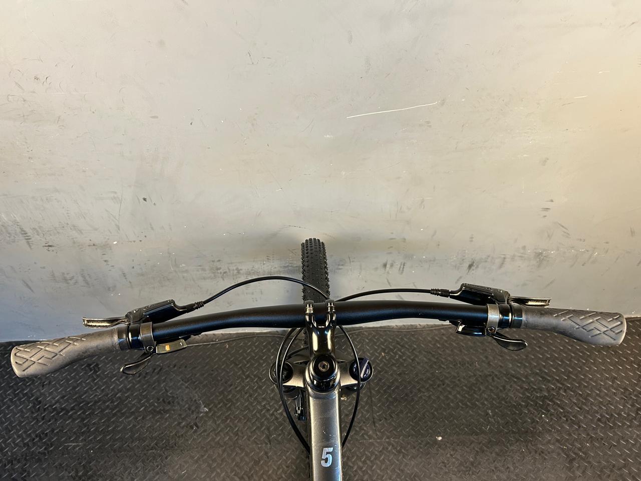 Trek Marlin 5 Gen 2 Mountain Bike