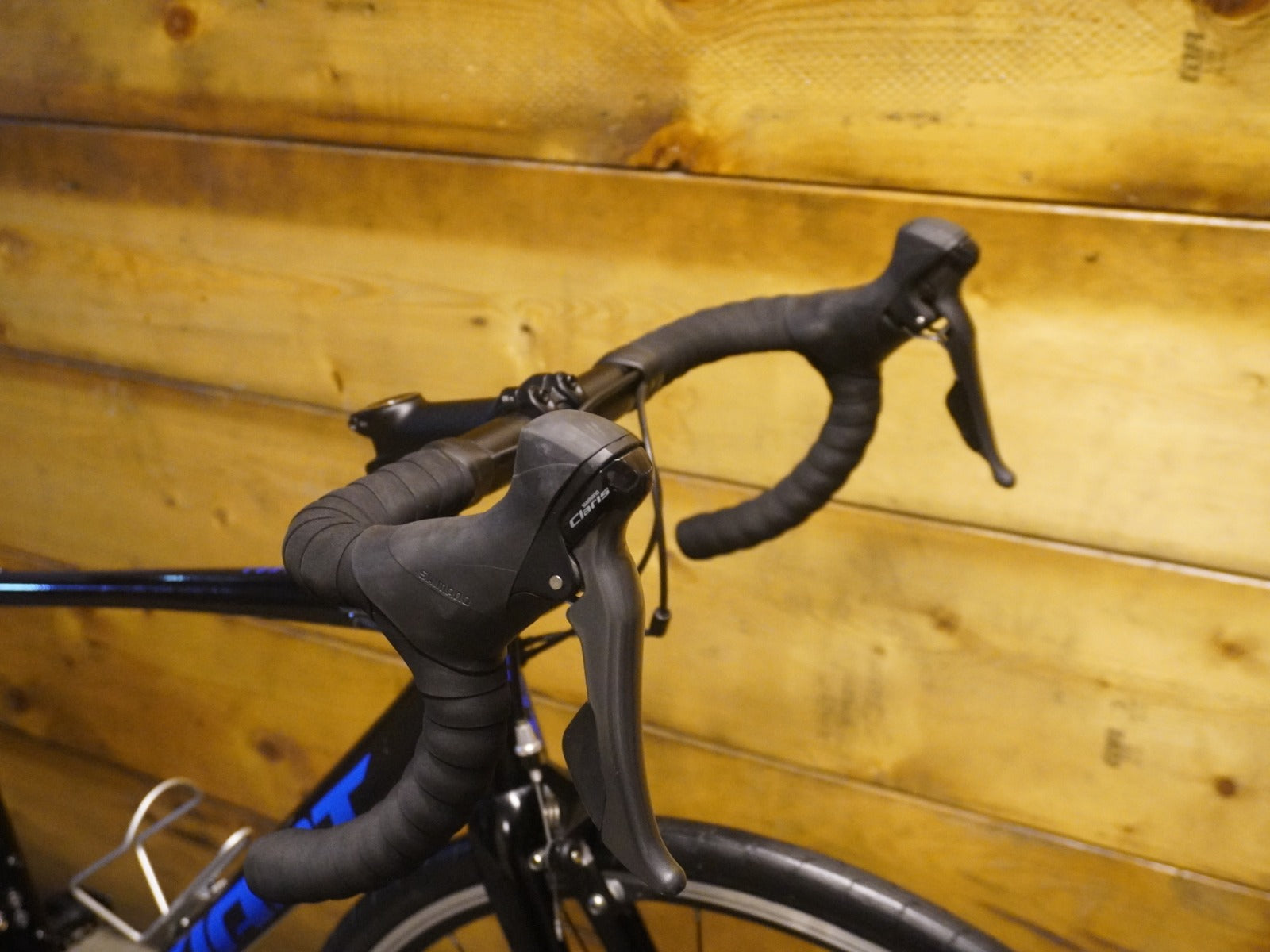 Giant Contend 3 Road Bike