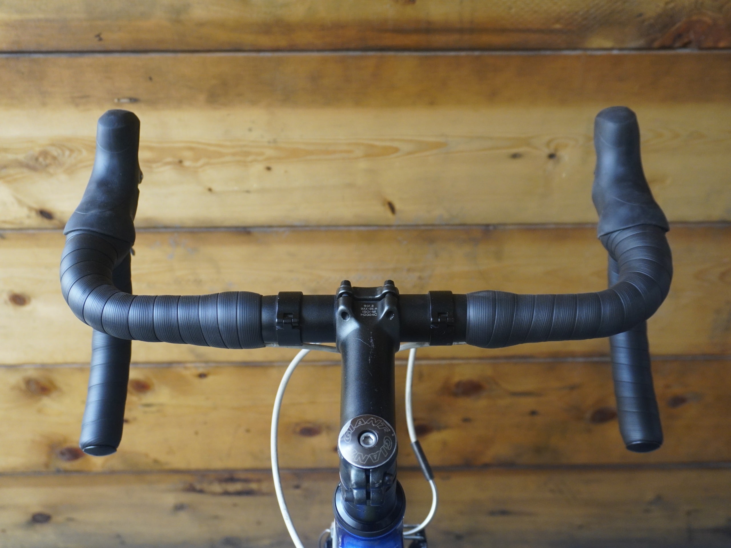 RENT Giant Escape Road Bike