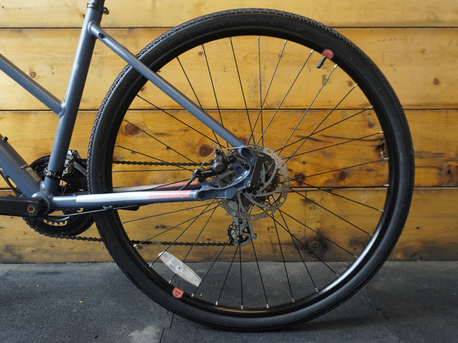RENT Fuji Absolute 1.9 Hybrid Bike