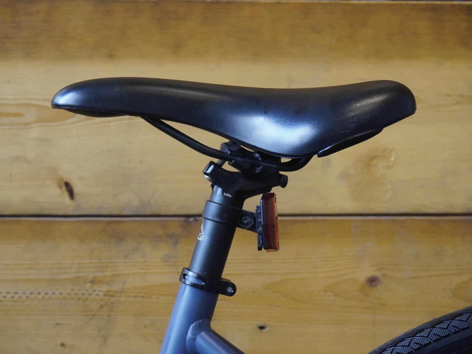 RENT Fuji Absolute 1.9 Hybrid Bike