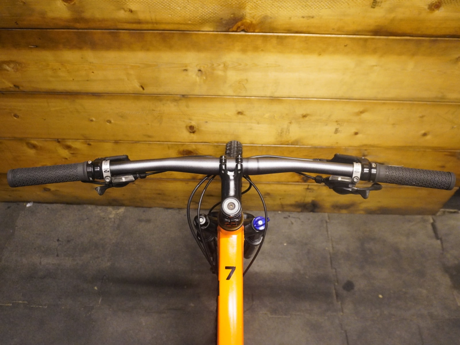 Trek Marlin 7 Mountain Bike
