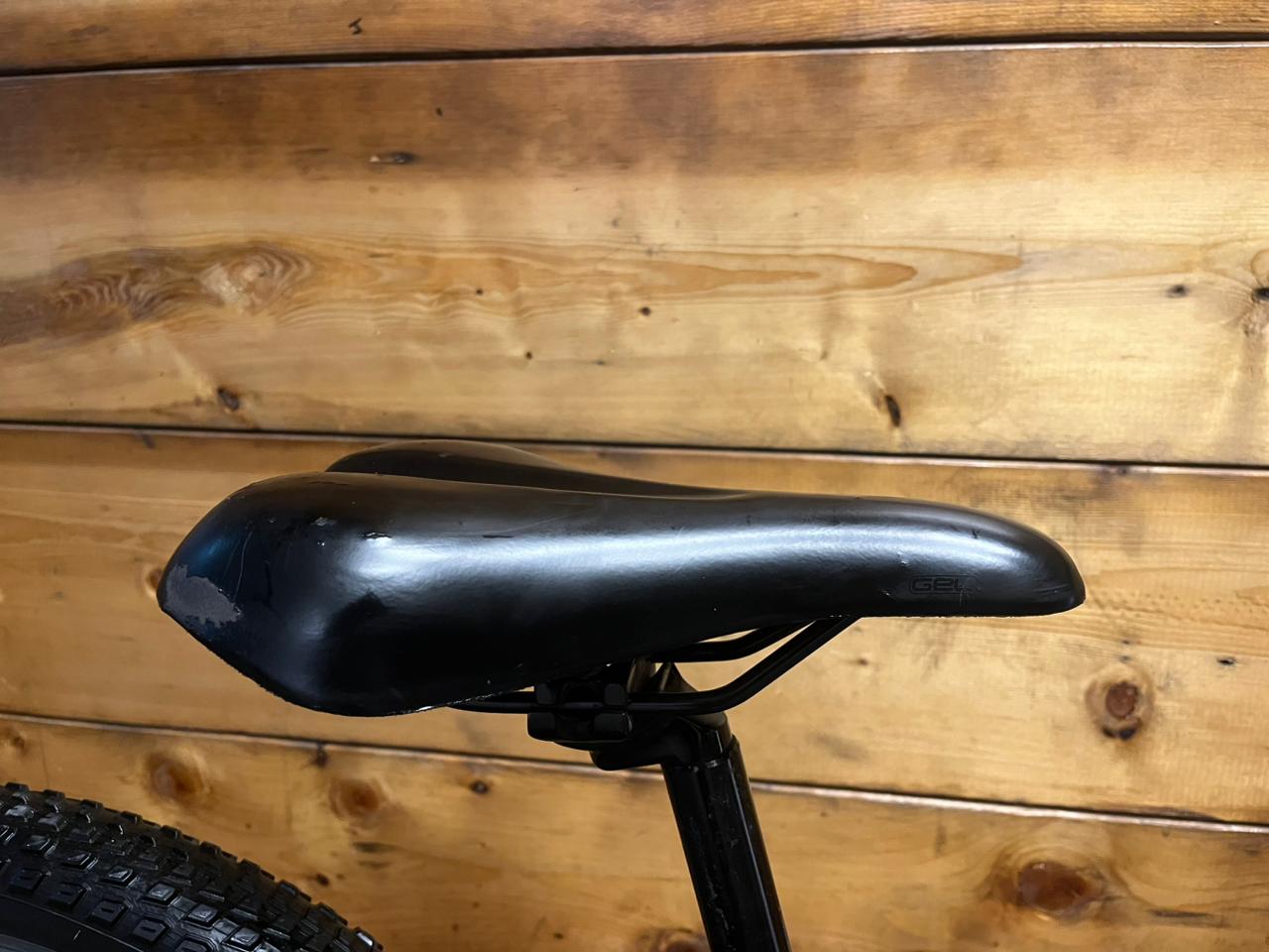RENT Specialized Hotrock Kids Bike