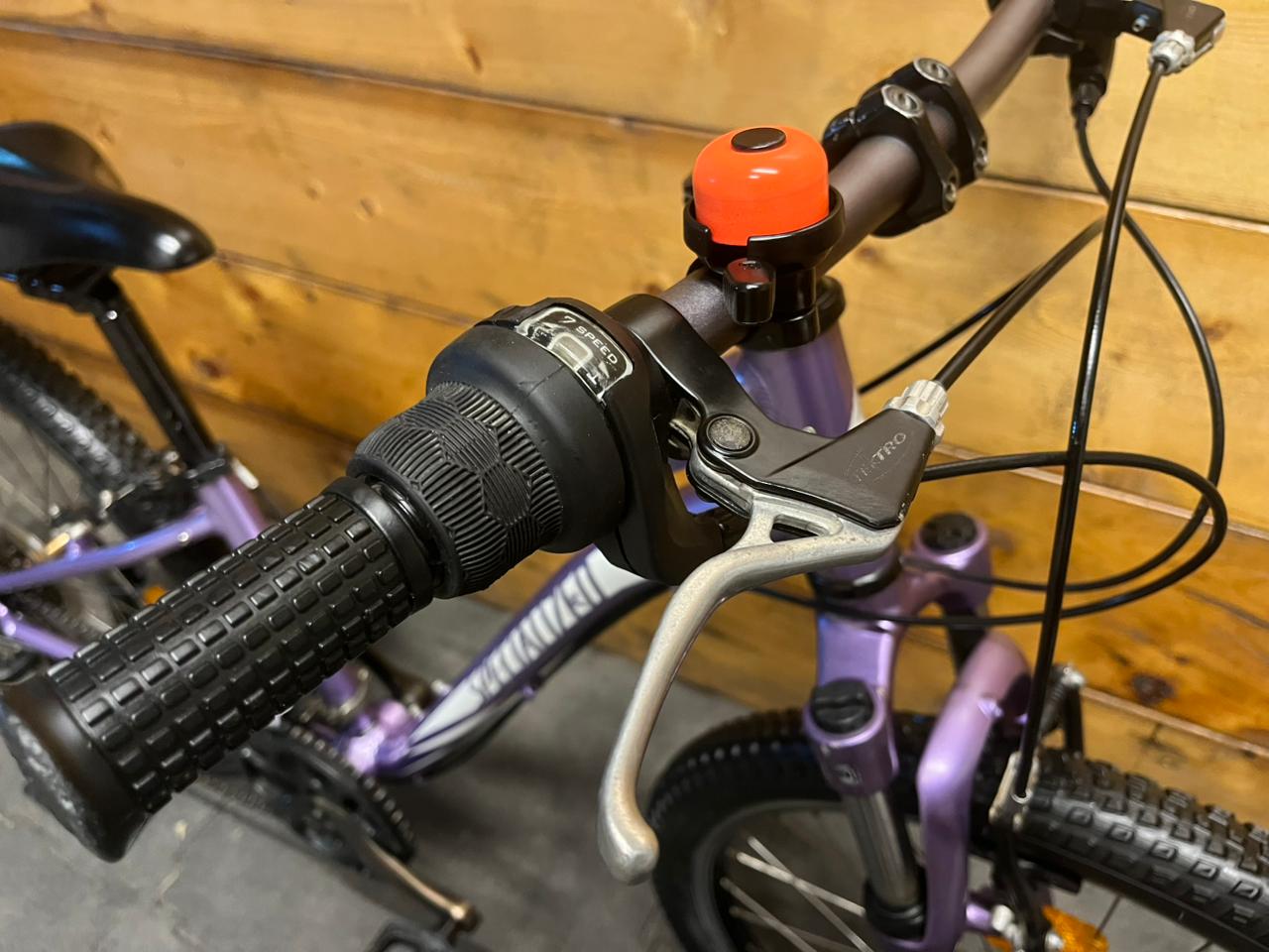 RENT Specialized Hotrock Kids Bike