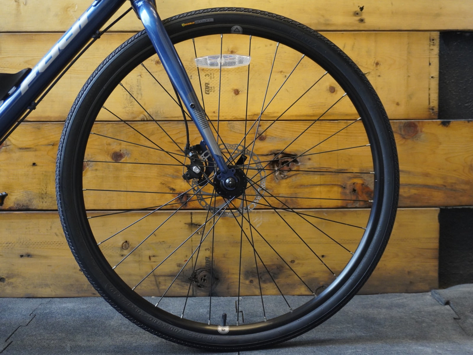 Fuji Absolute Hybrid Bike