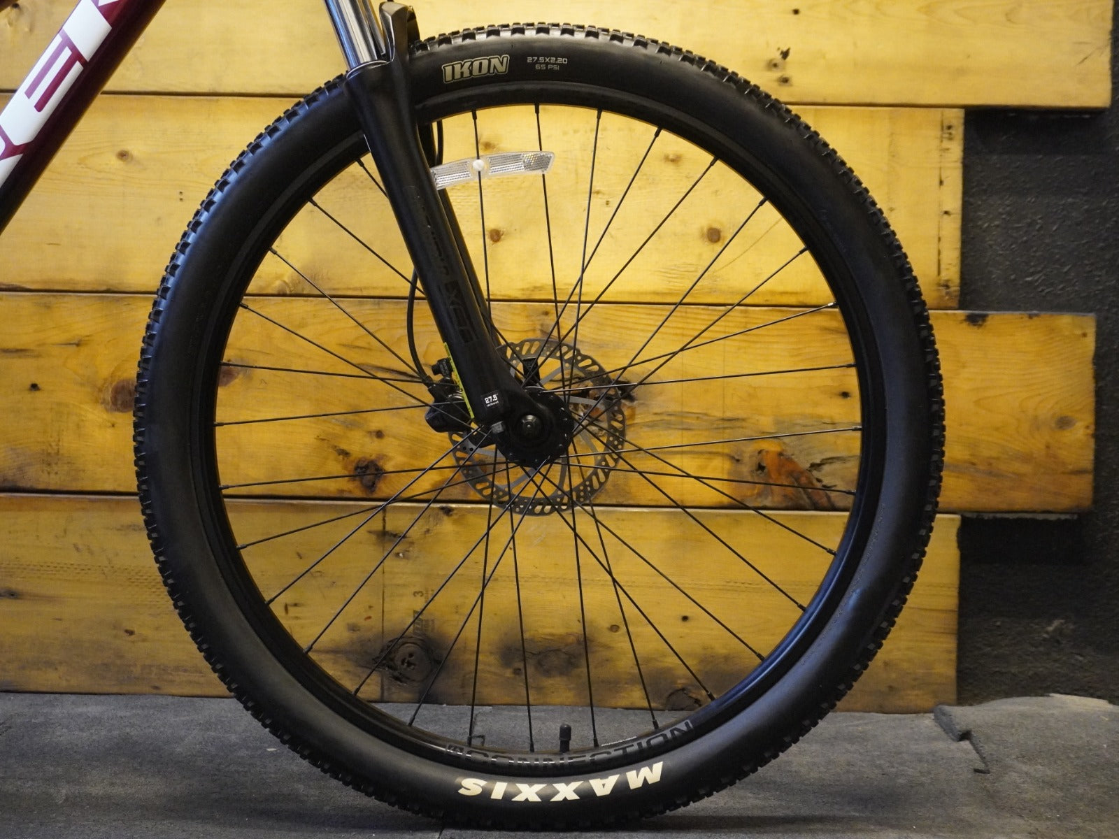 RENT Trek Marlin 6 Gen 2 Mountain Bike