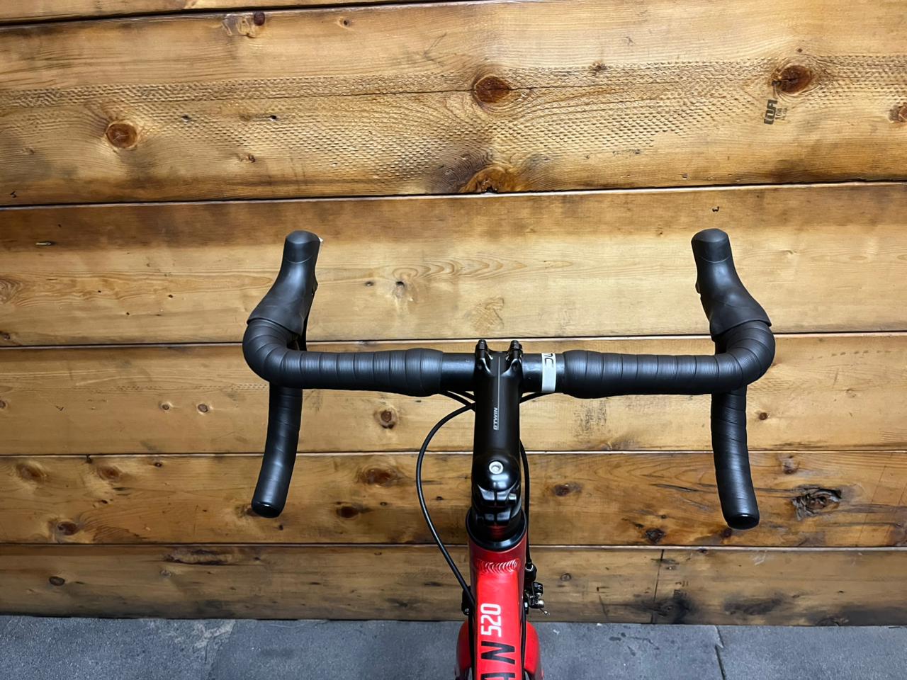 B'twin Triban 520 Road Bike