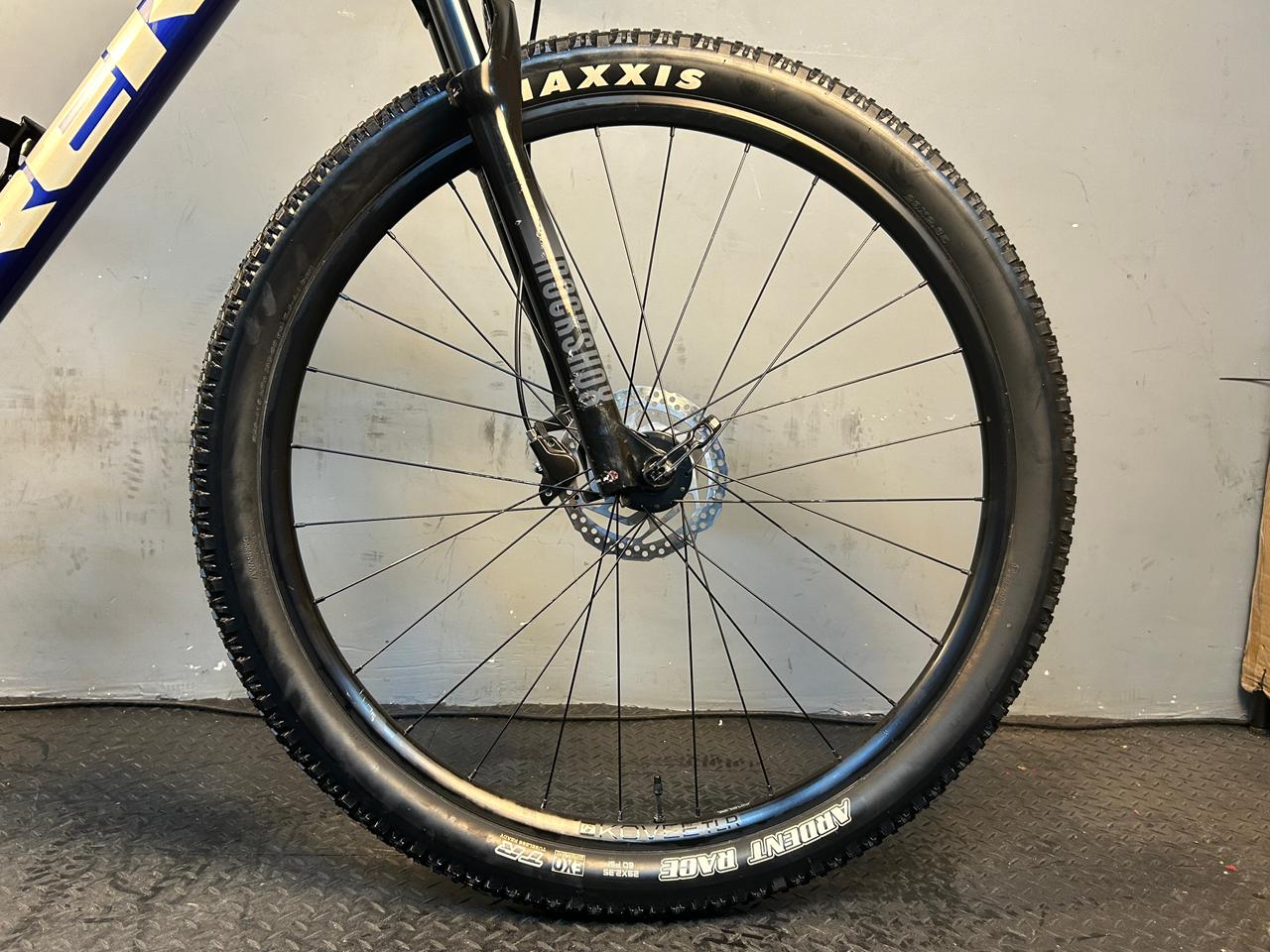 Trek Xcaliber 8 Mountain Bike