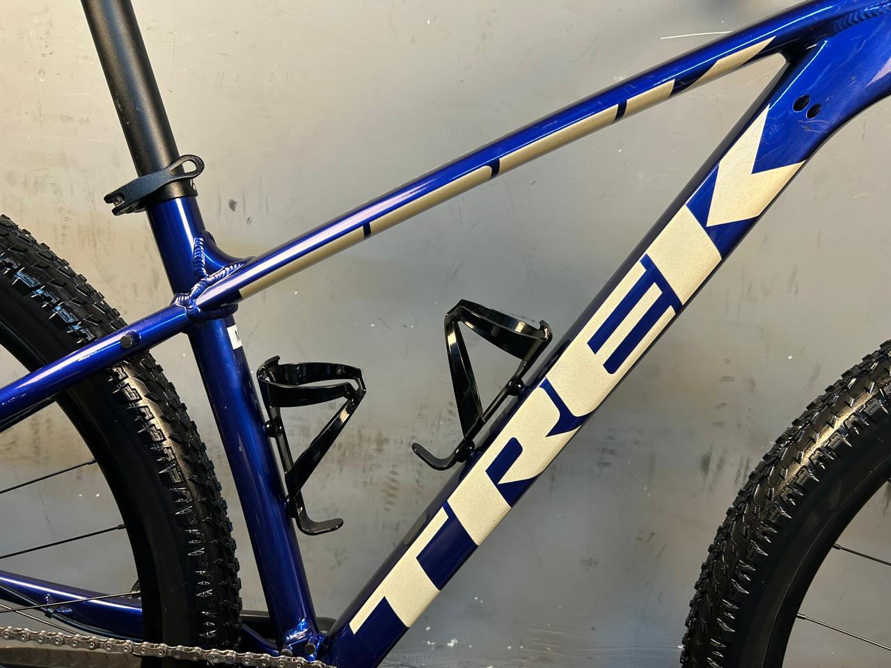 Trek Xcaliber 8 Mountain Bike