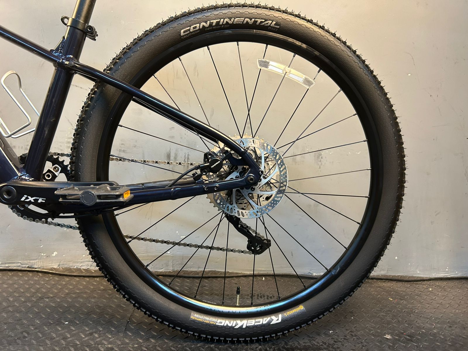 Trek Marlin 6 Mountain Bike