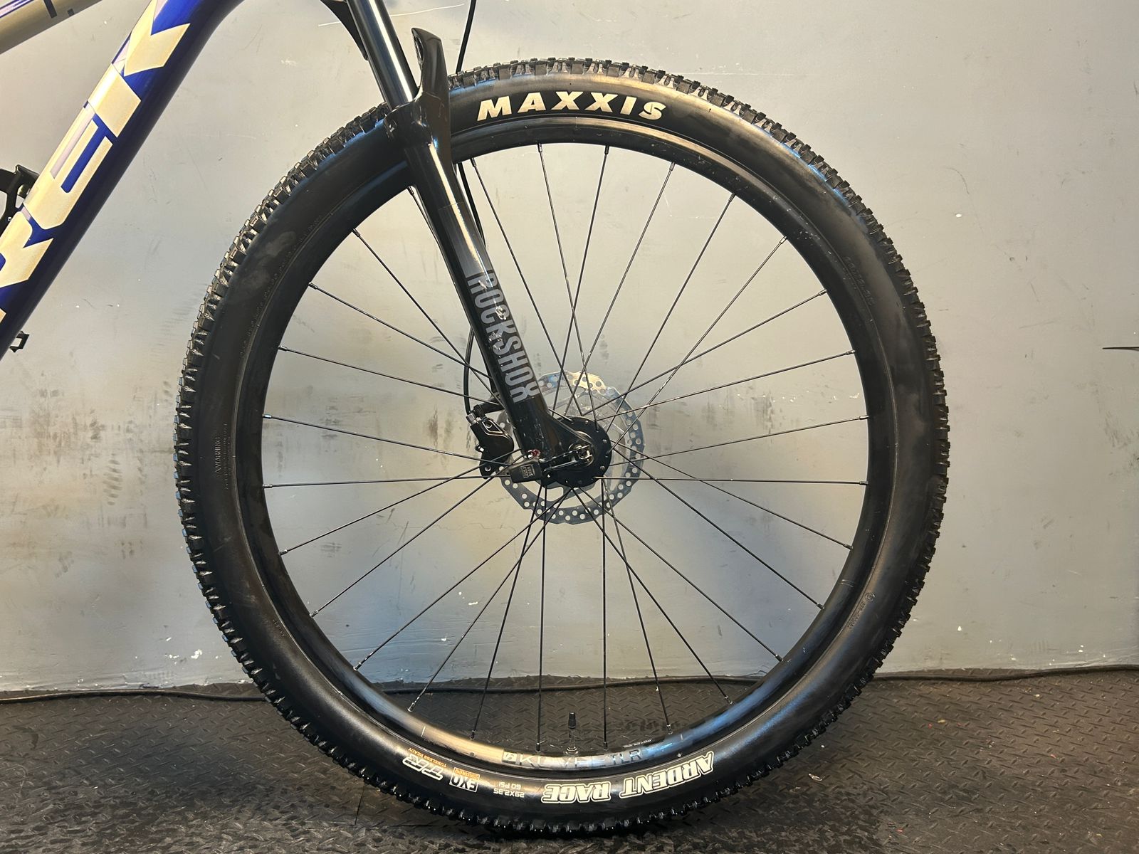 Trek Xcaliber 8 Mountain Bike