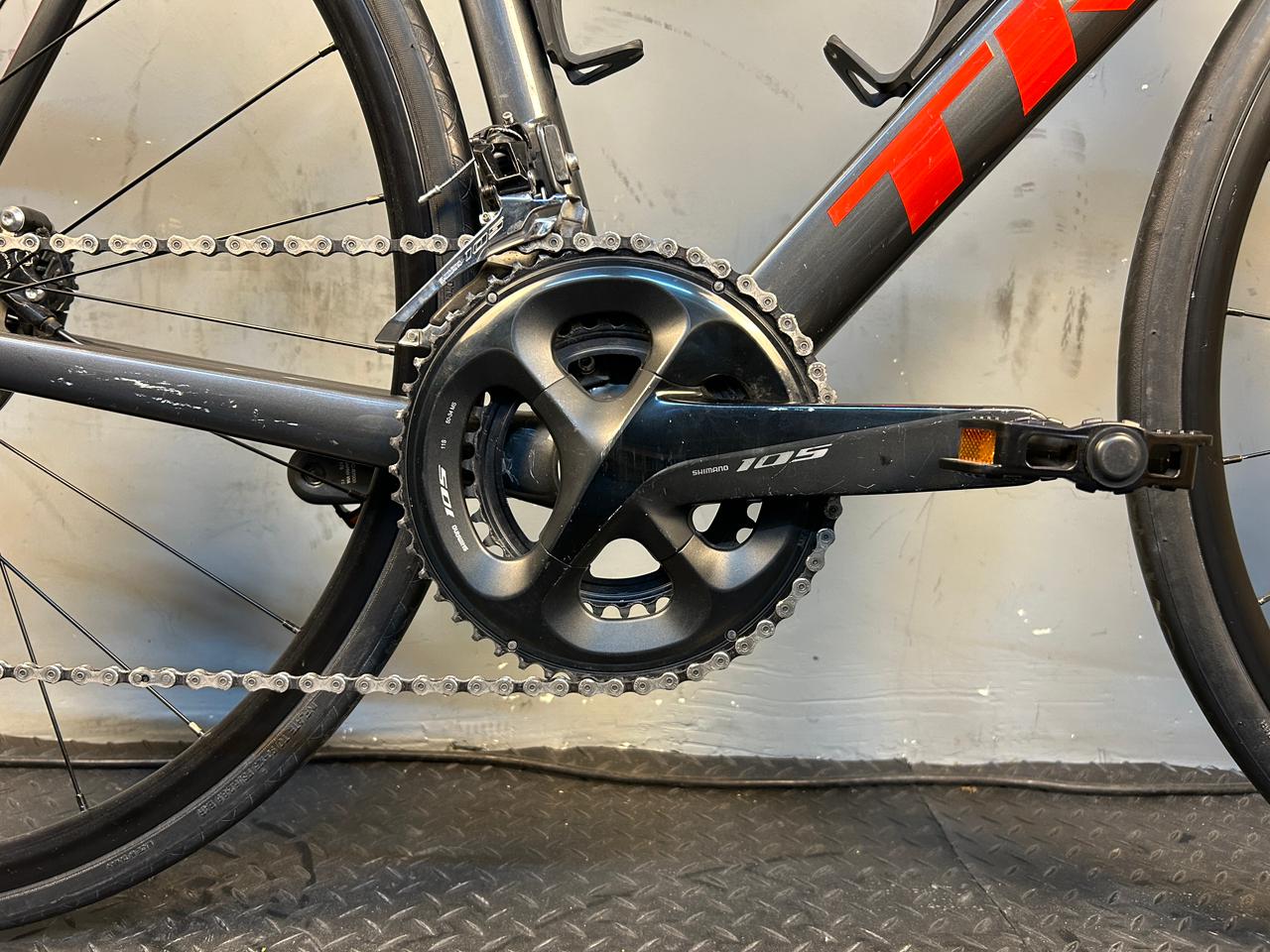 RENT Trek Emonda SL5 Road Bike
