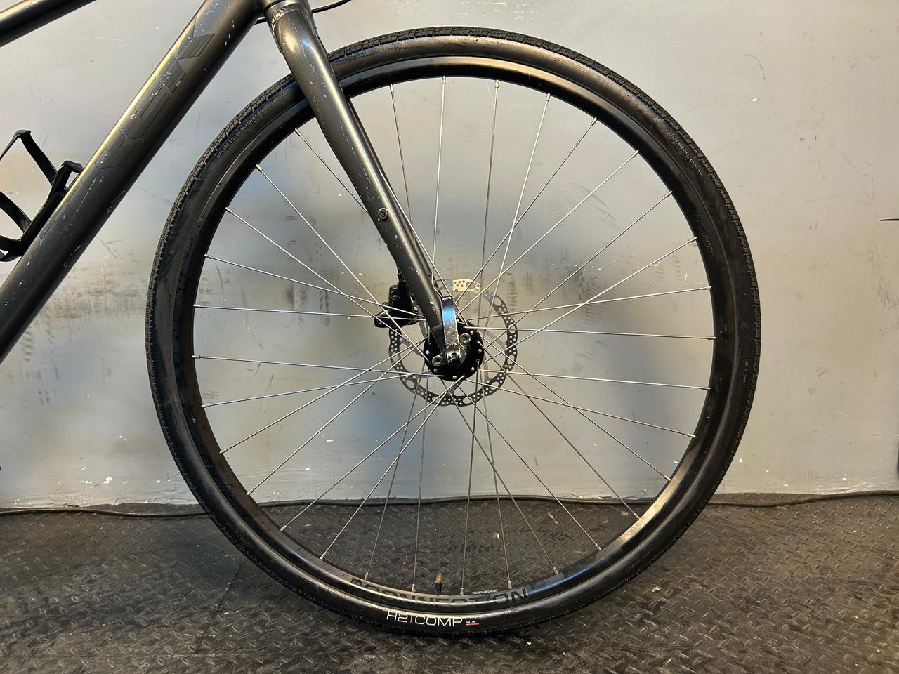 RENT Trek FX2 Hybrid Bike