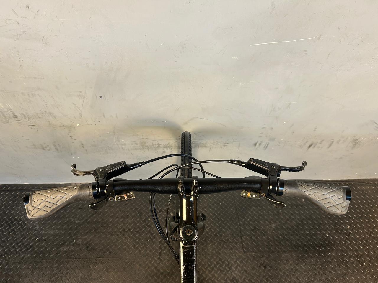 RENT Trek FX2 Hybrid Bike