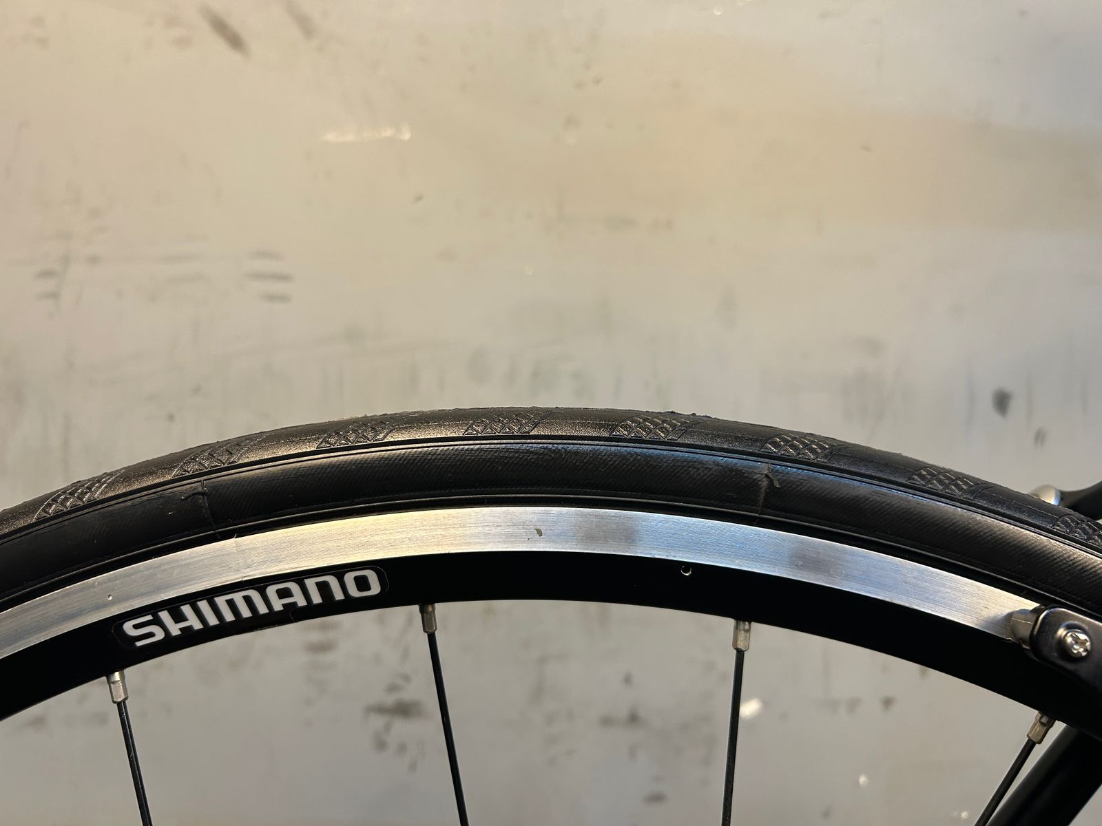 RENT Specialized Allez Sport Road Bike