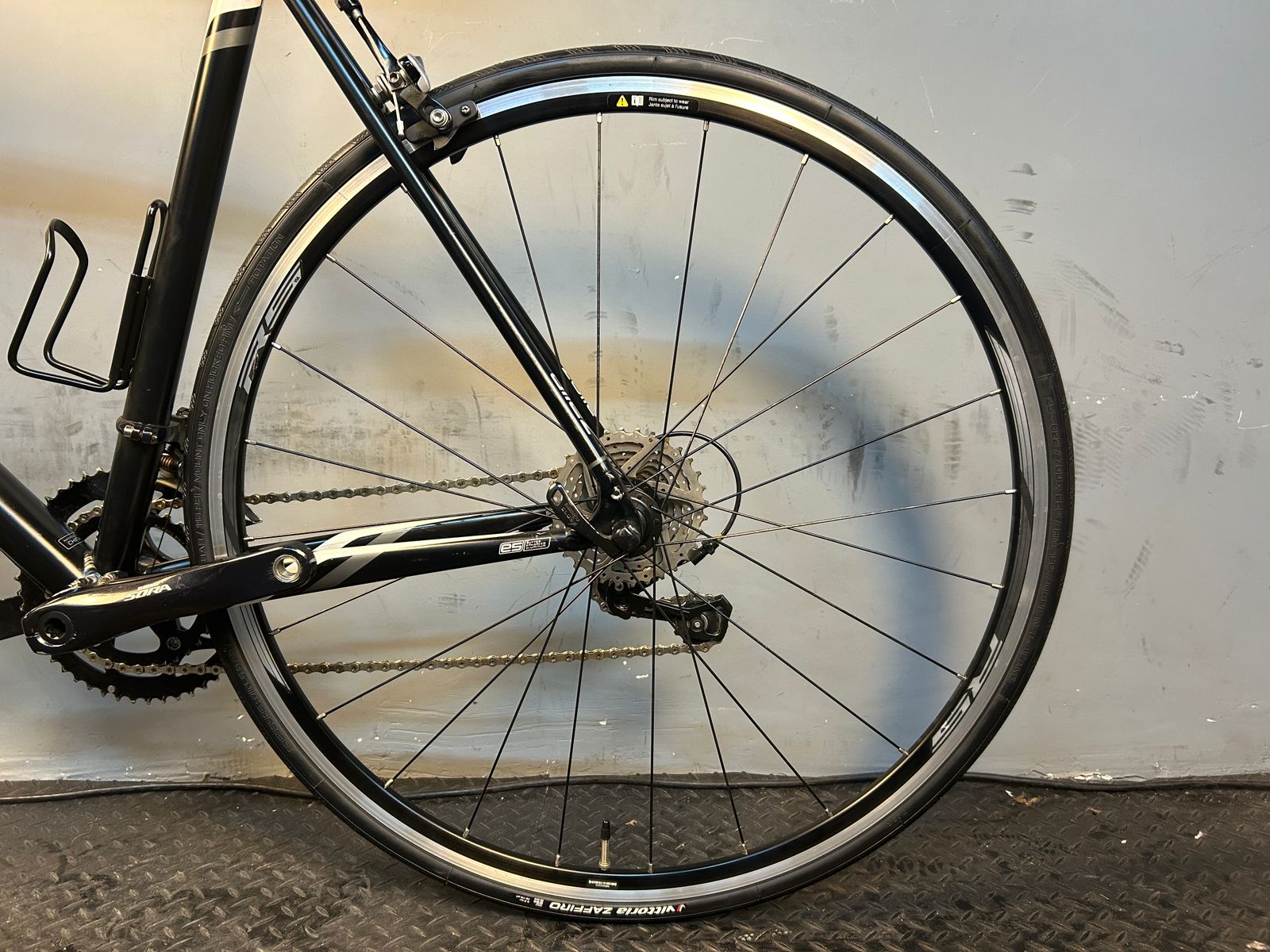 RENT Specialized Allez Sport Road Bike
