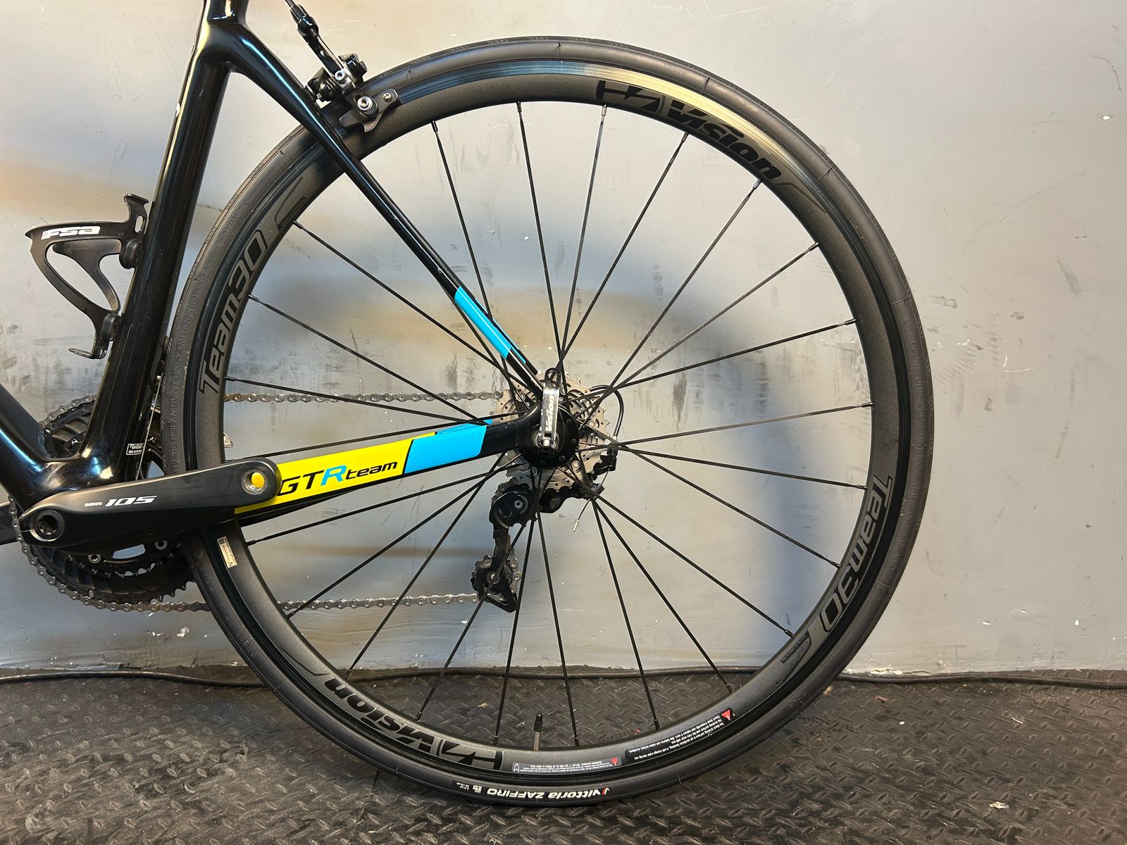 RENT Willier Triestina GTR Road Bike