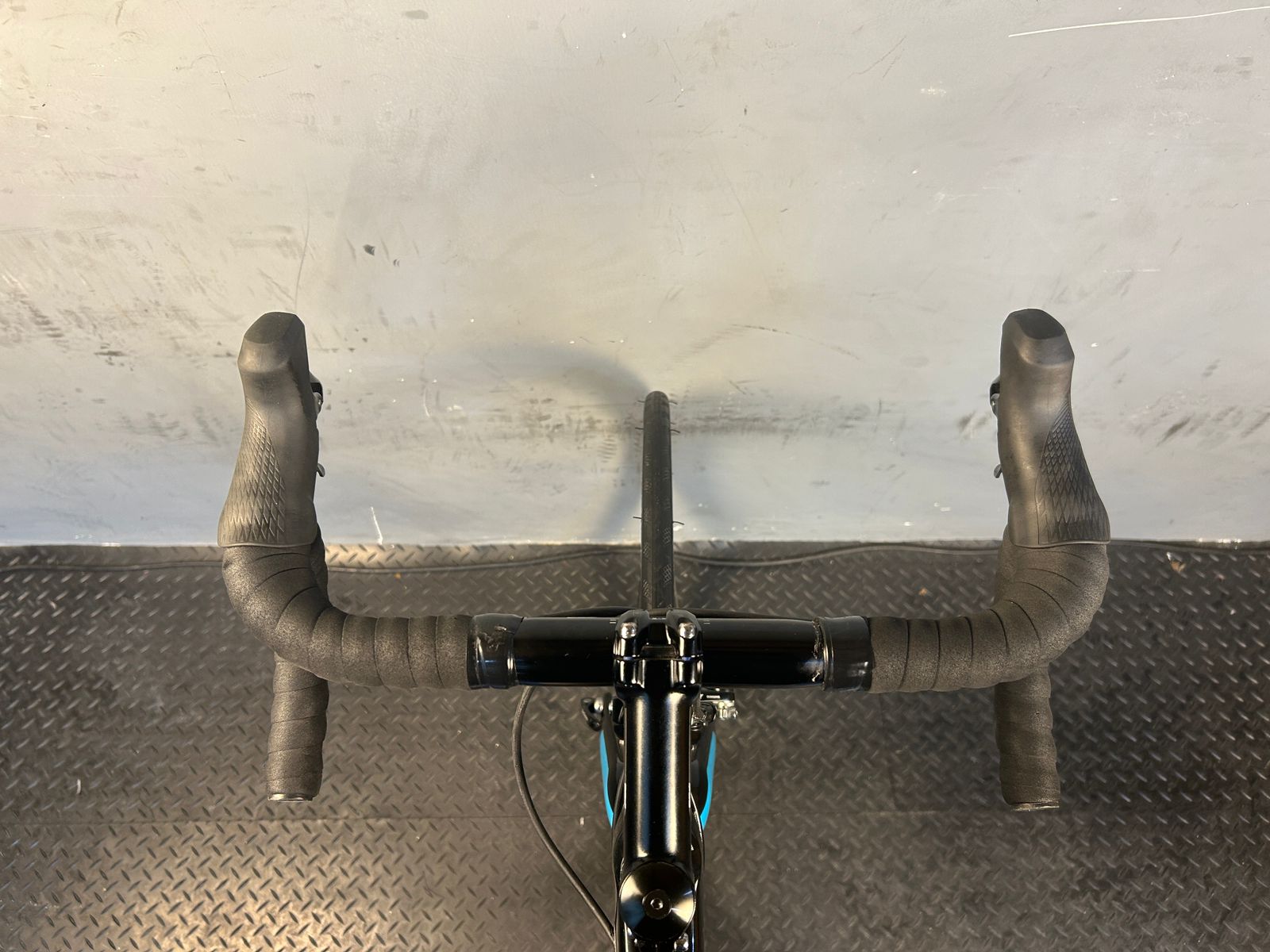 RENT Willier Triestina GTR Road Bike