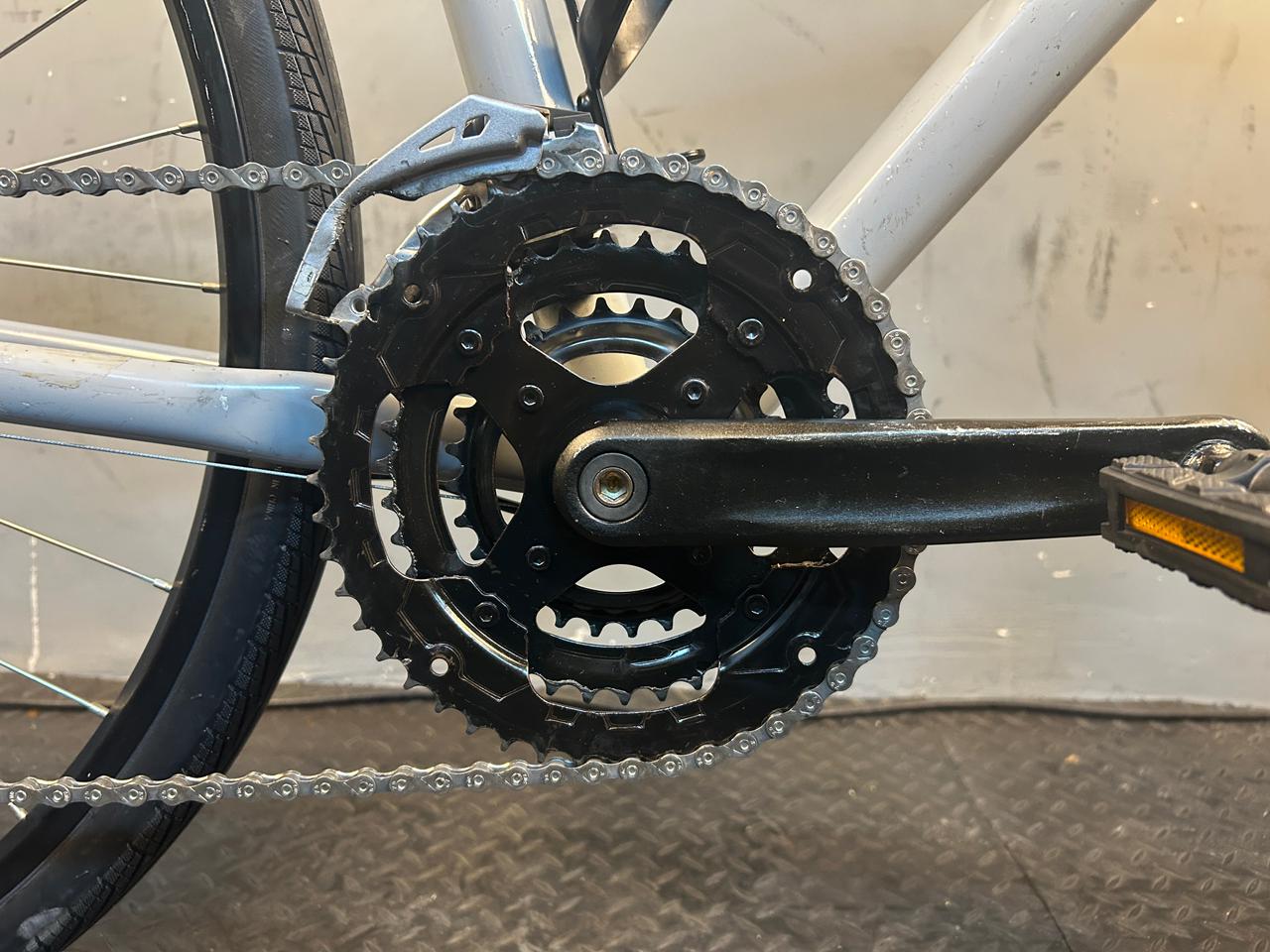 Trek FX2 Hybrid Bike