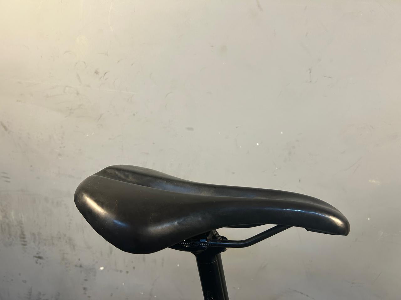 Trek FX2 Hybrid Bike