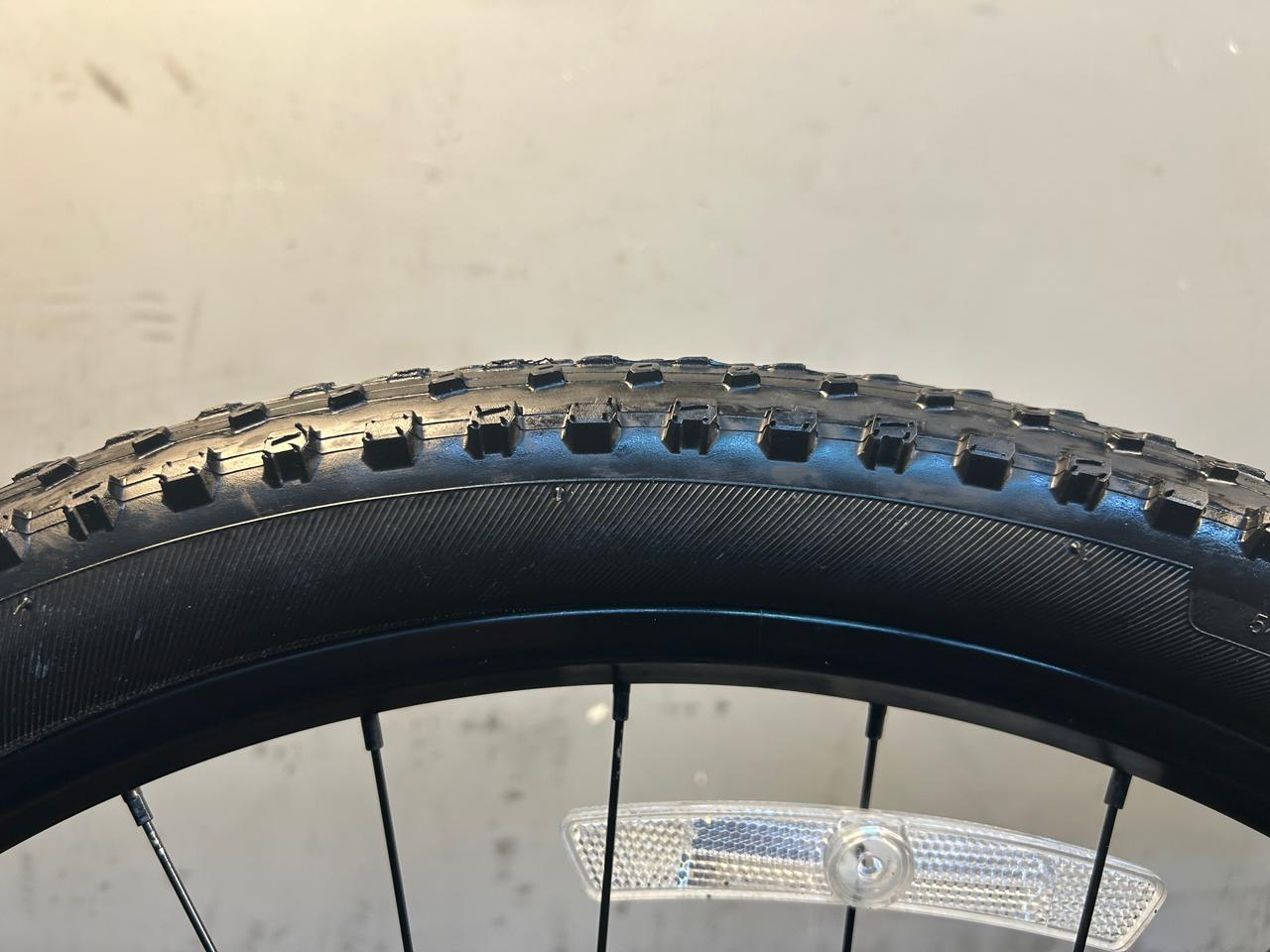 Trek Marlin 5 Gen 2 Mountain Bike