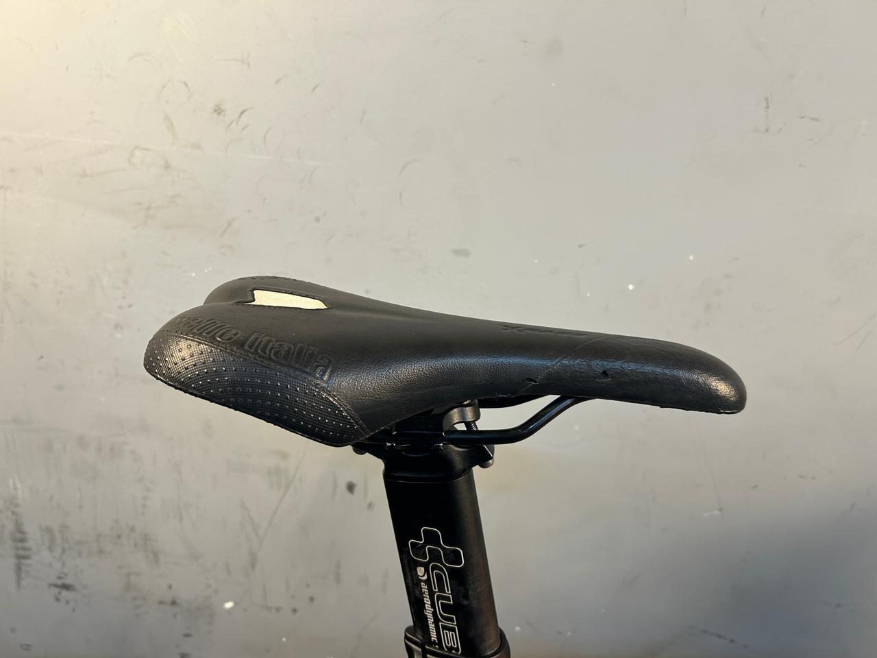 RENT Cube Aerium Pro Road Bike