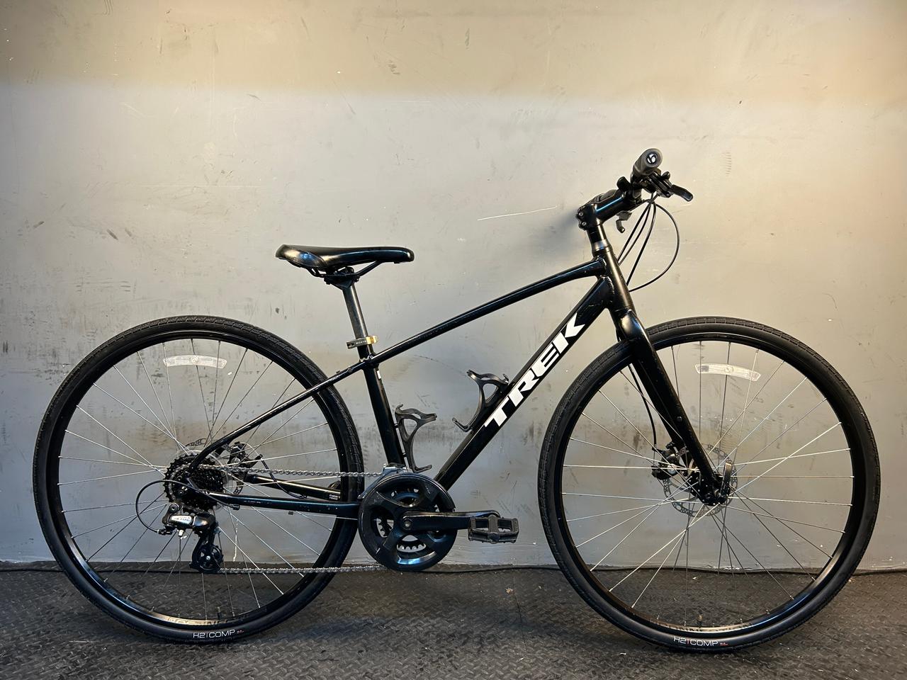 RENT Trek FX1 Hybrid Bike