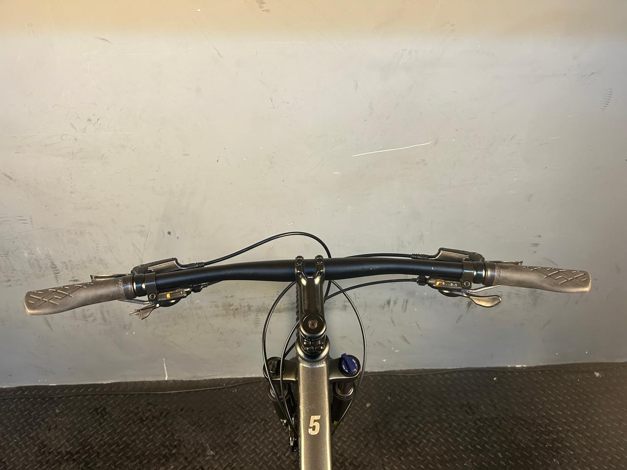 RENT Trek Marlin 5 Gen 2 Mountain Bike