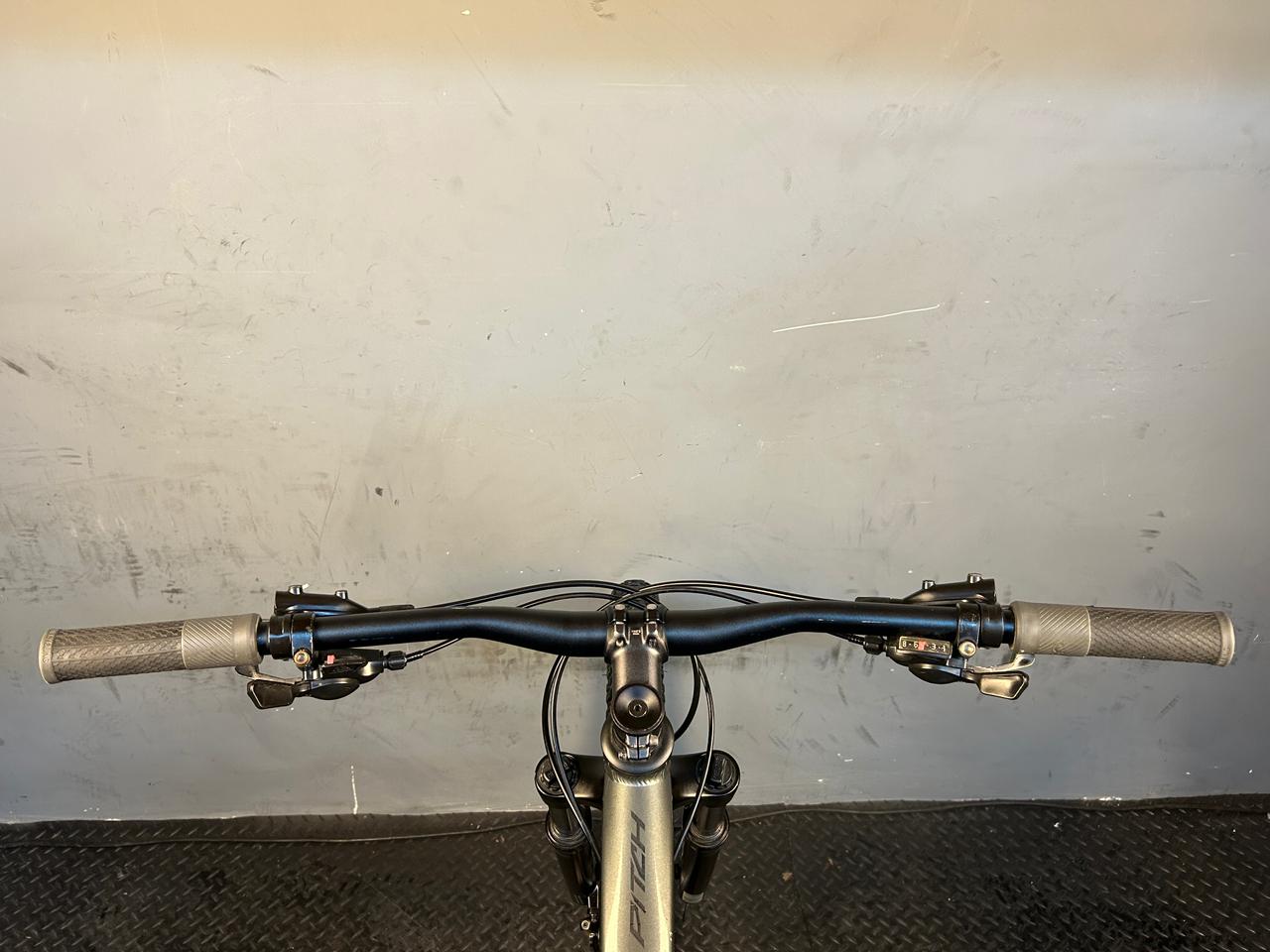 Specialized Pitch Mountain Bike