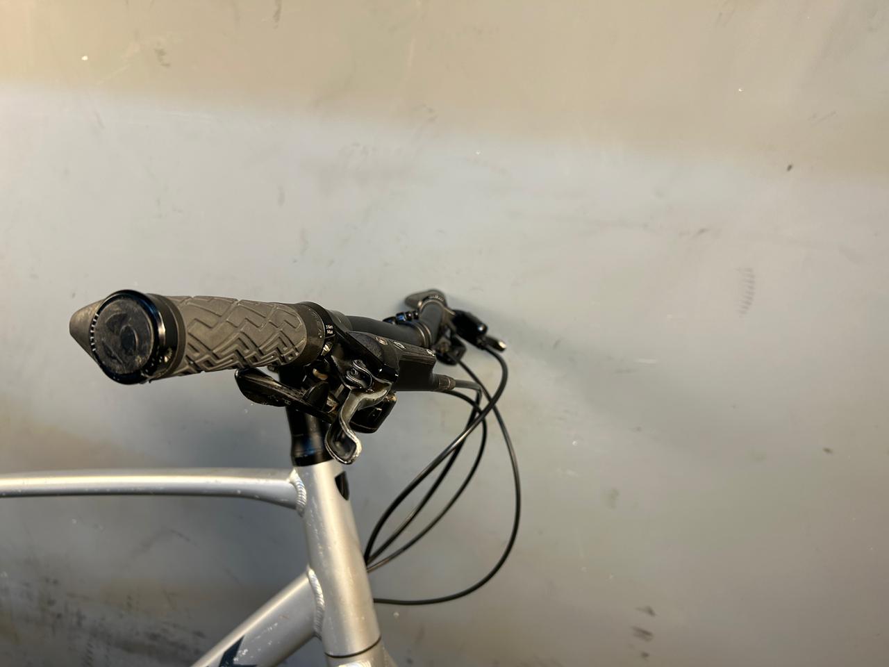 Trek FX2 Hybrid Bike