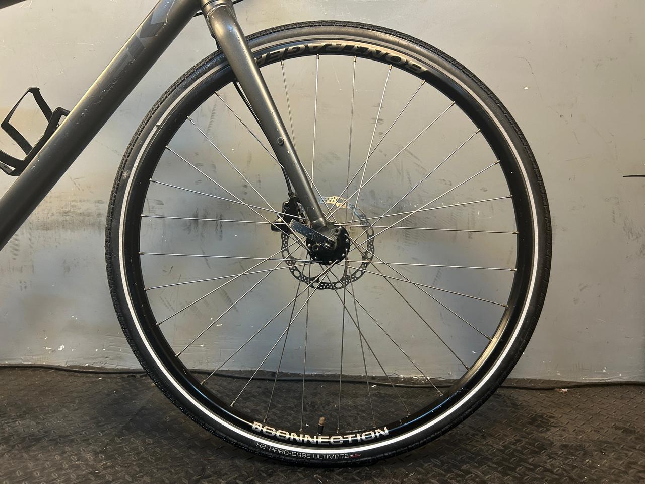 Trek FX2 Hybrid Bike