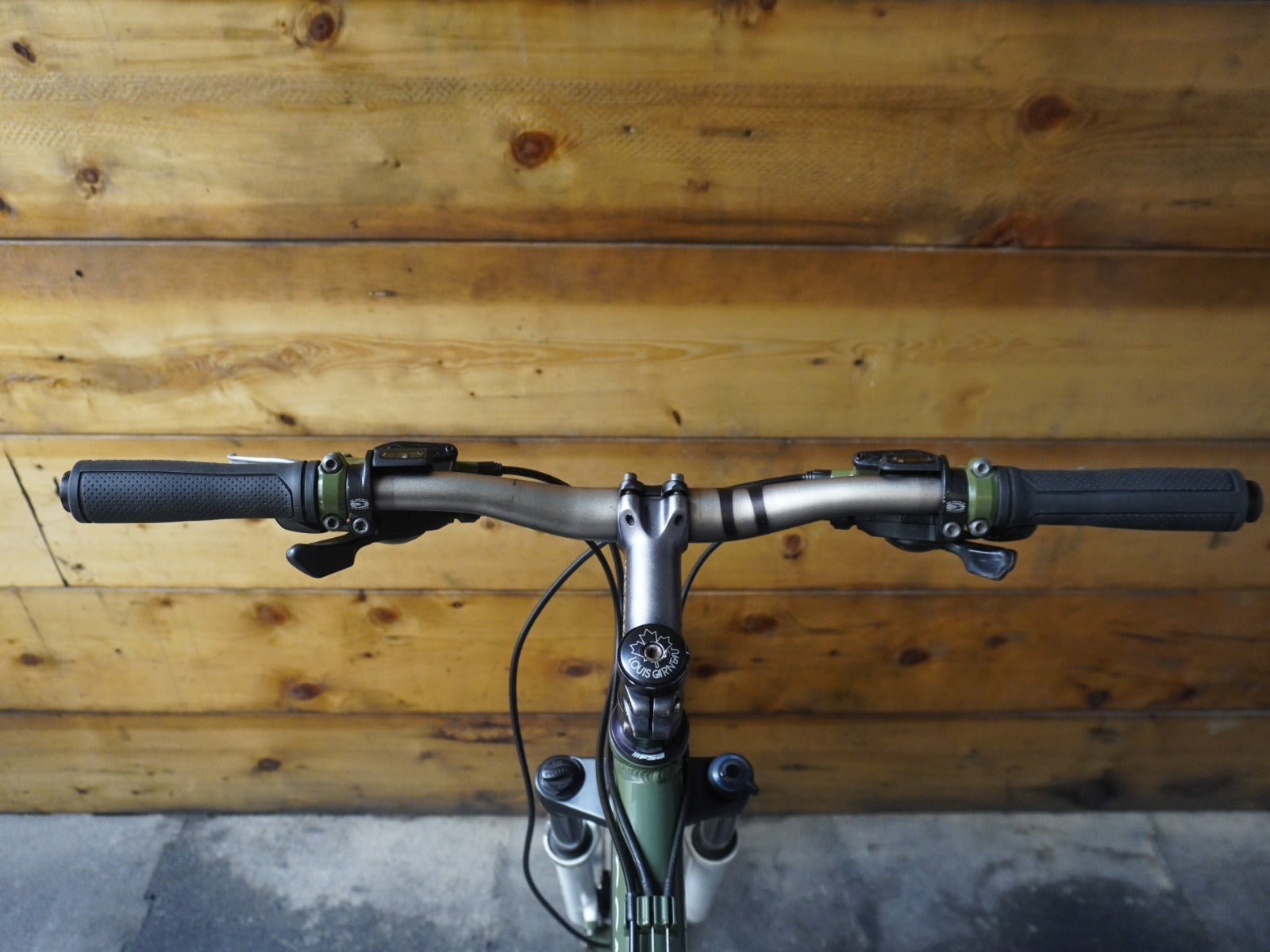 Louis Garneau XC Casper PRO Mountain Bike