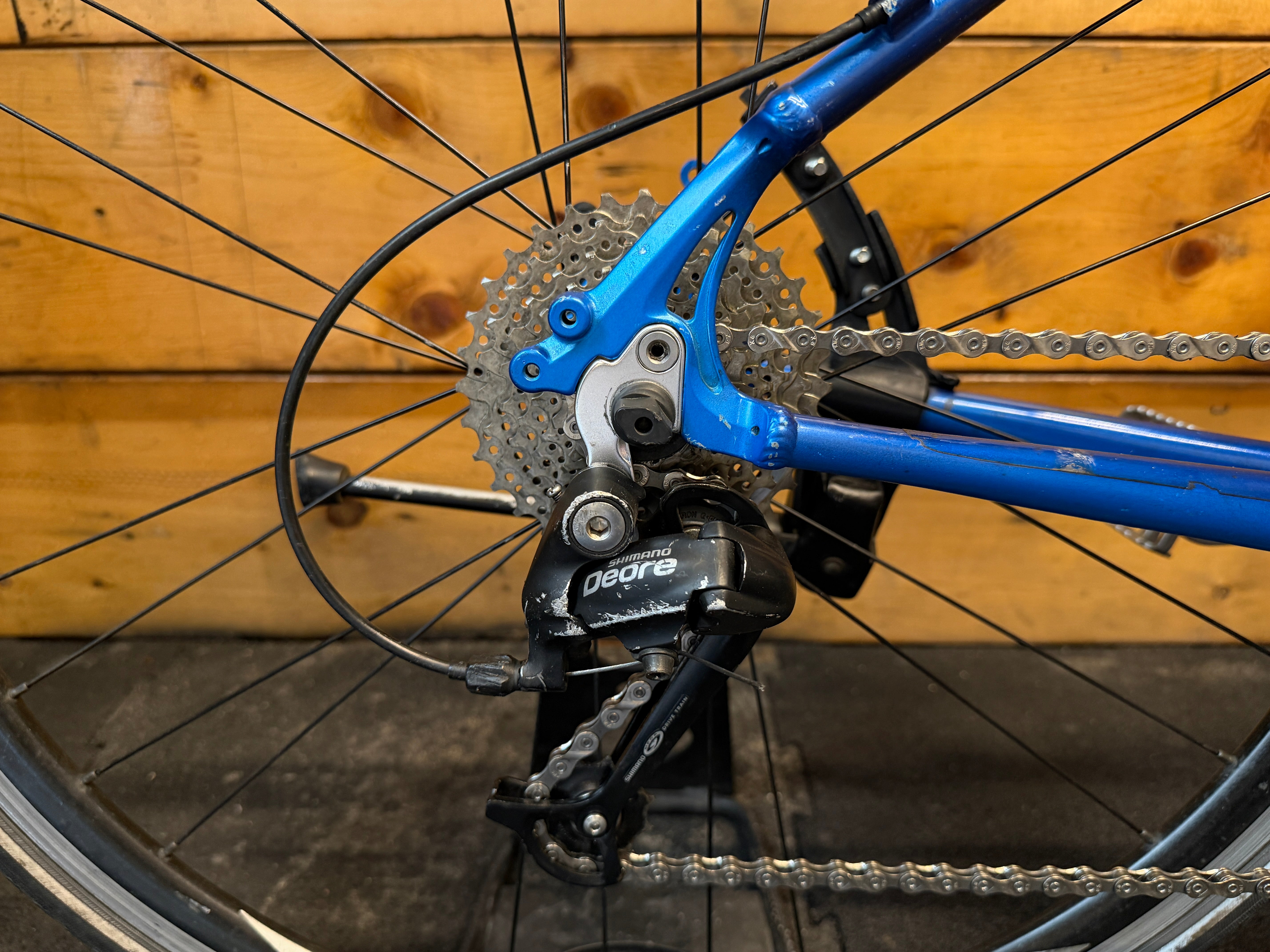 RENT Trek 7.3 Fx Hybrid Bike