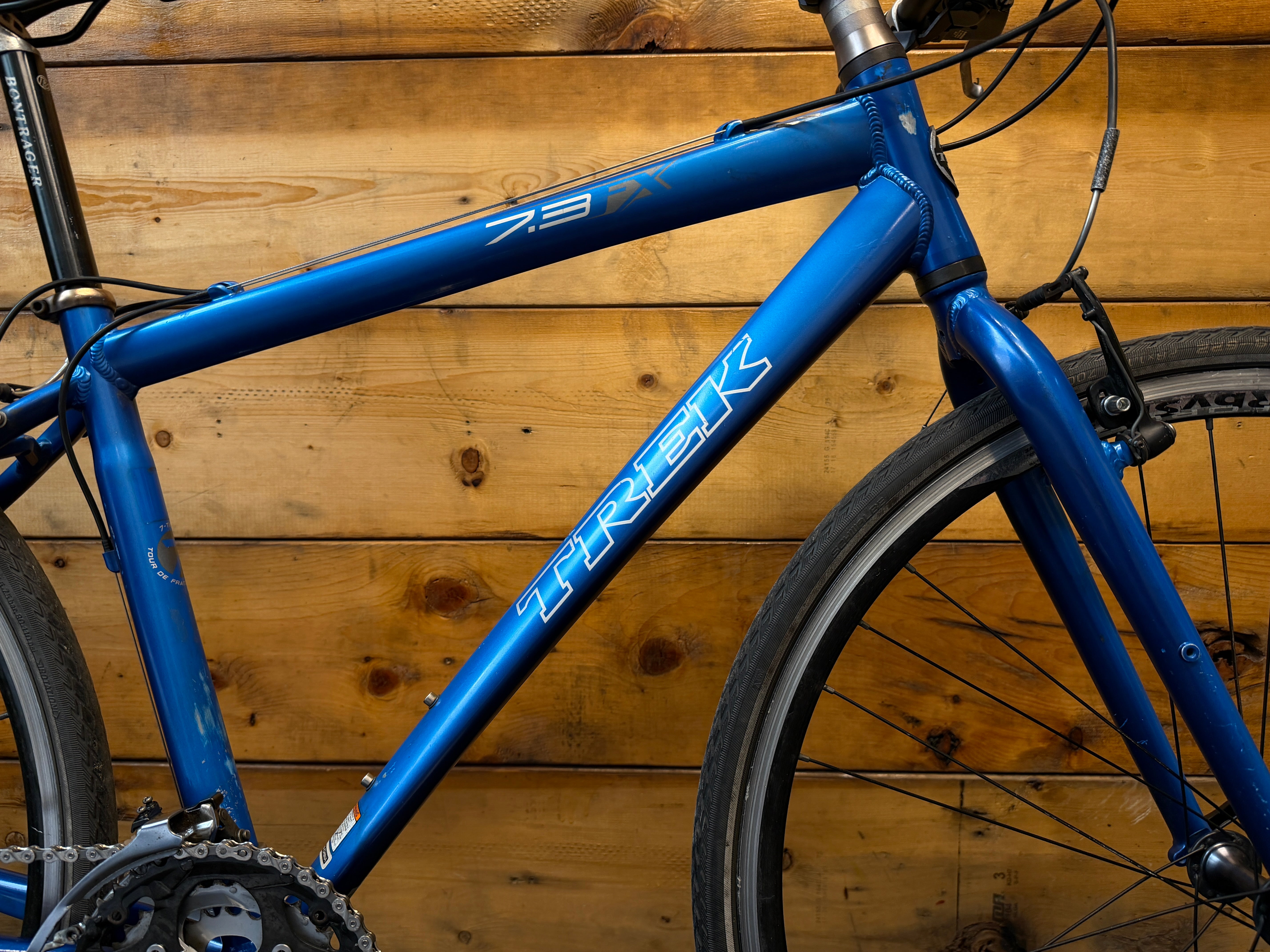 RENT Trek 7.3 Fx Hybrid Bike