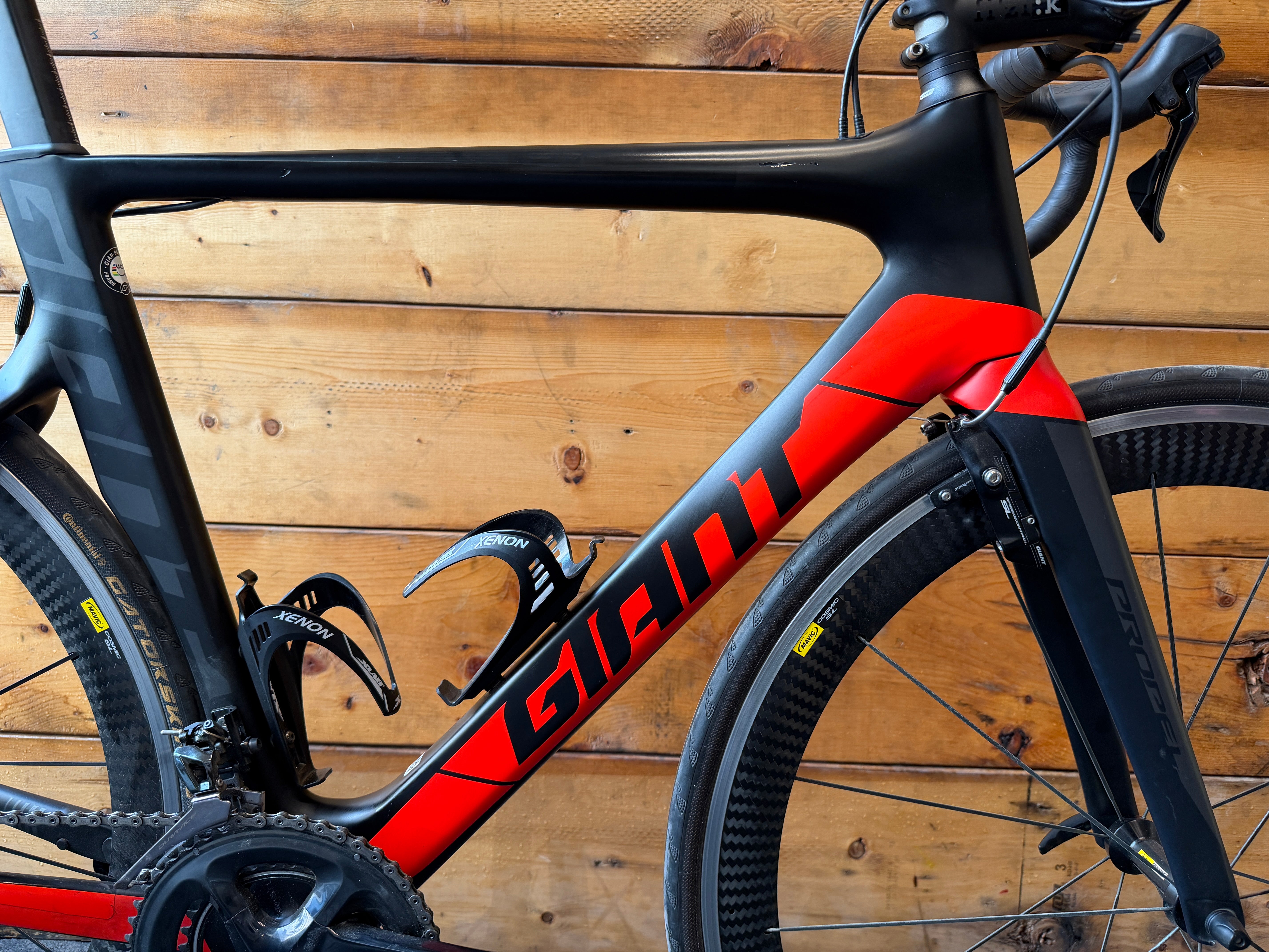 RENT Giant Propel Advanced 1 Road Bike