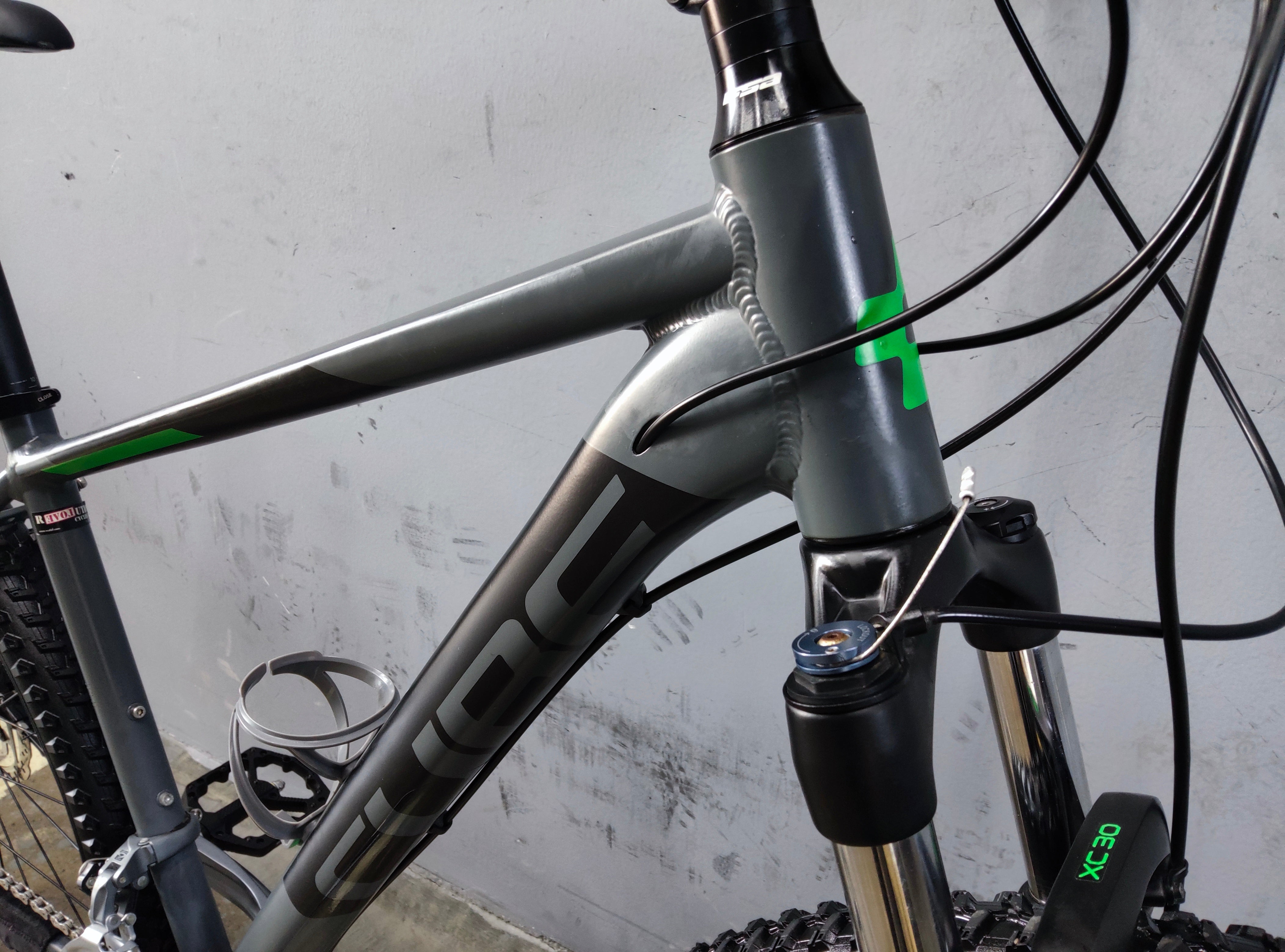 Cube Analog 27.5 Mountain Bike