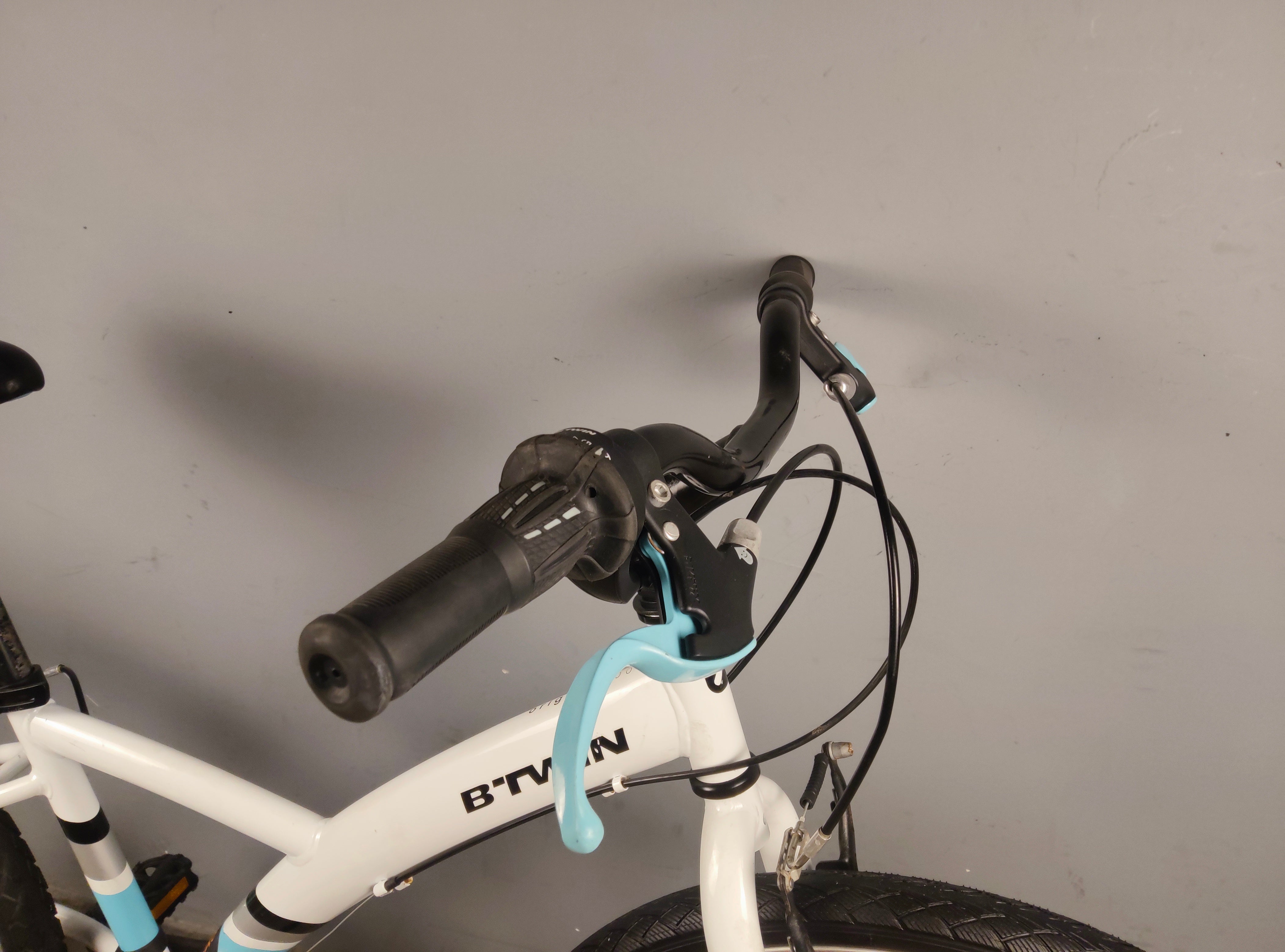 B'twin Original 100 Kids Bike