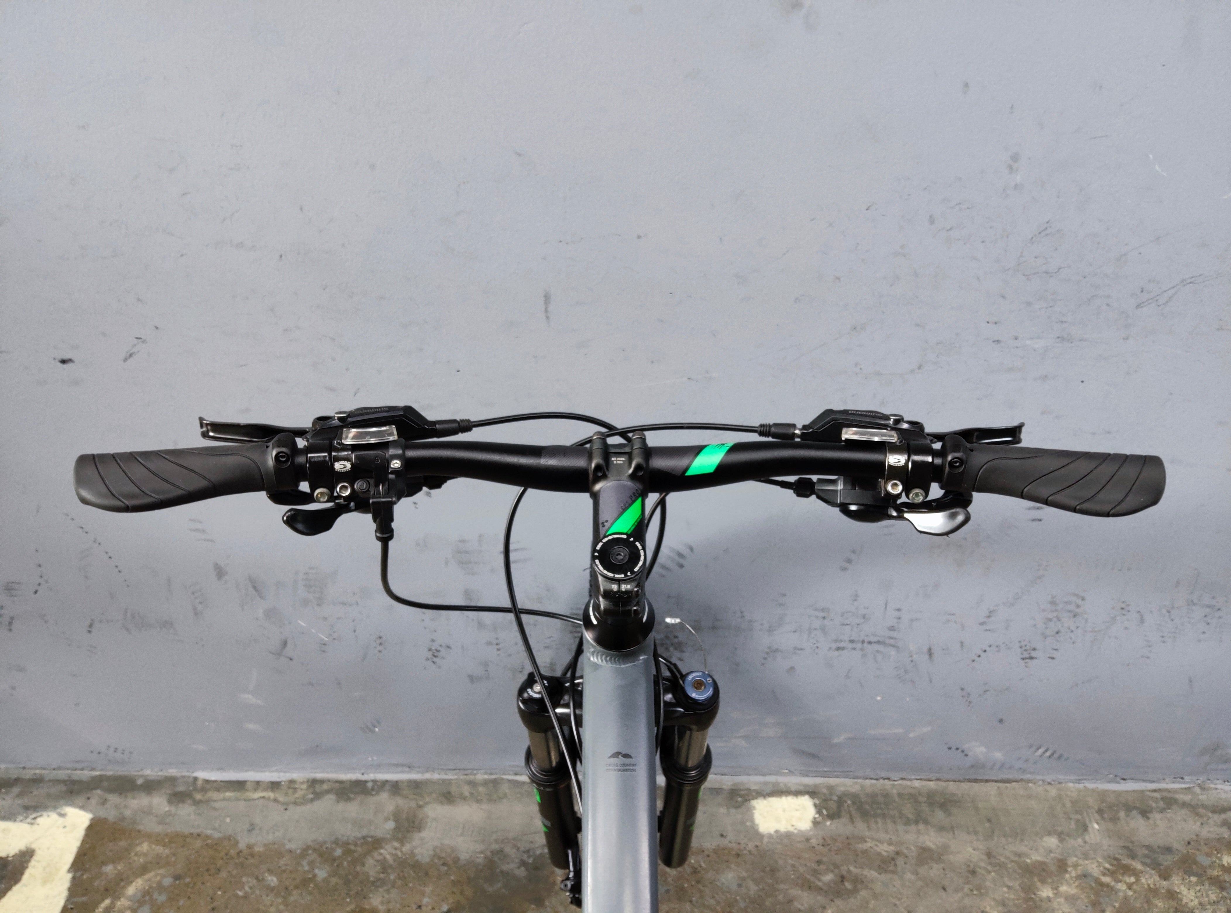 Cube Analog 27.5 Mountain Bike
