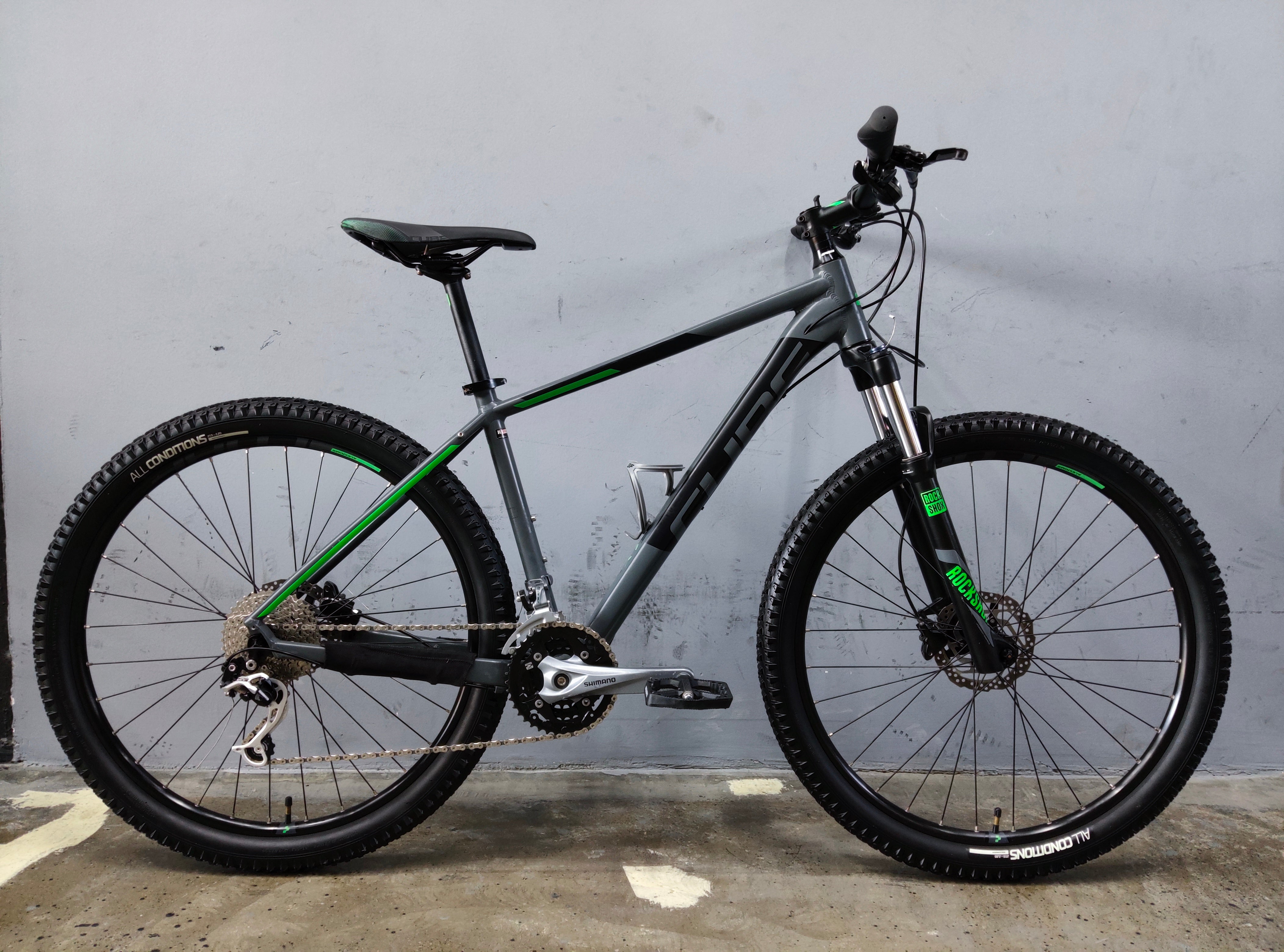 Cube Analog 27.5 Mountain Bike