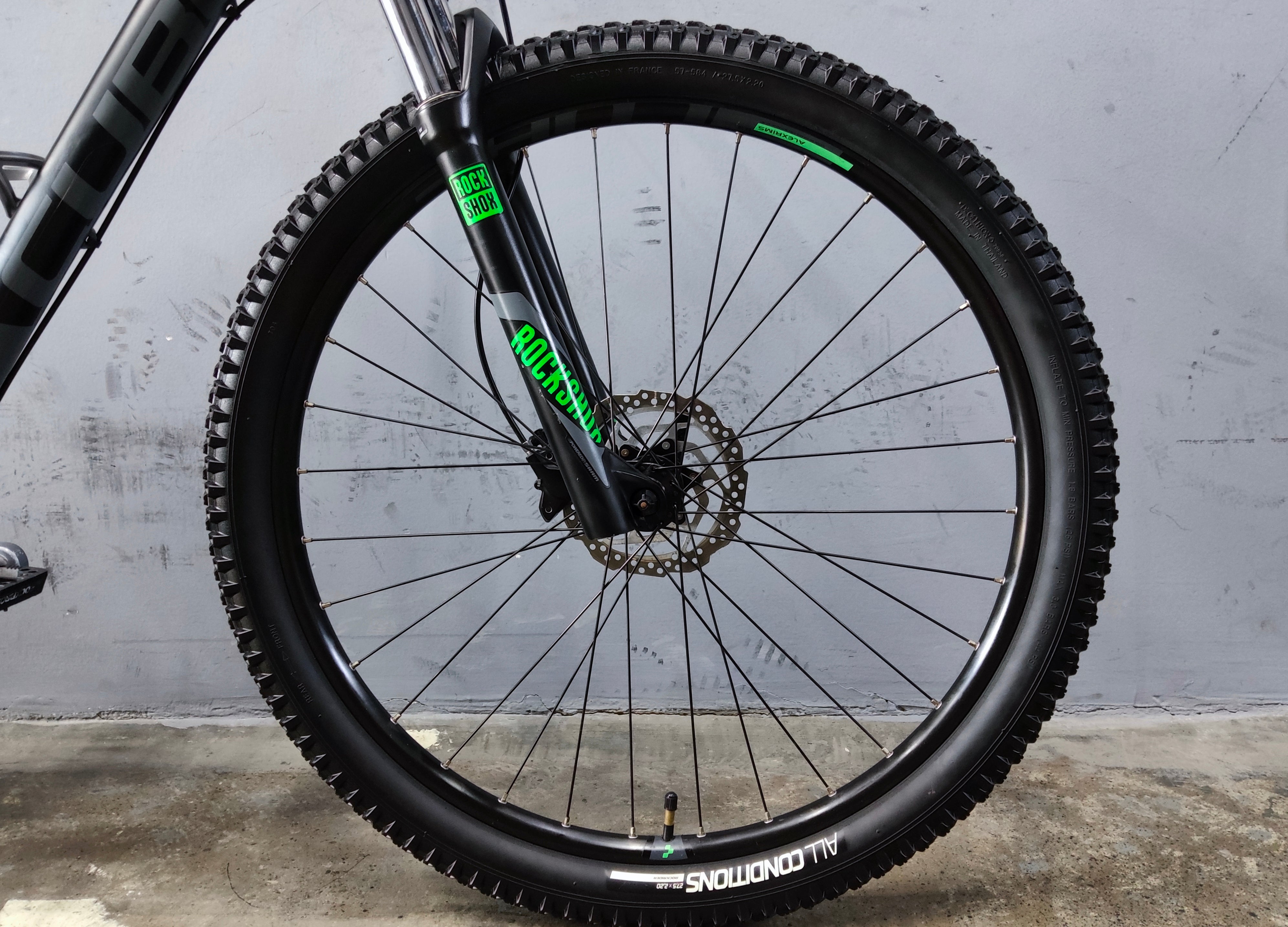 Cube Analog 27.5 Mountain Bike