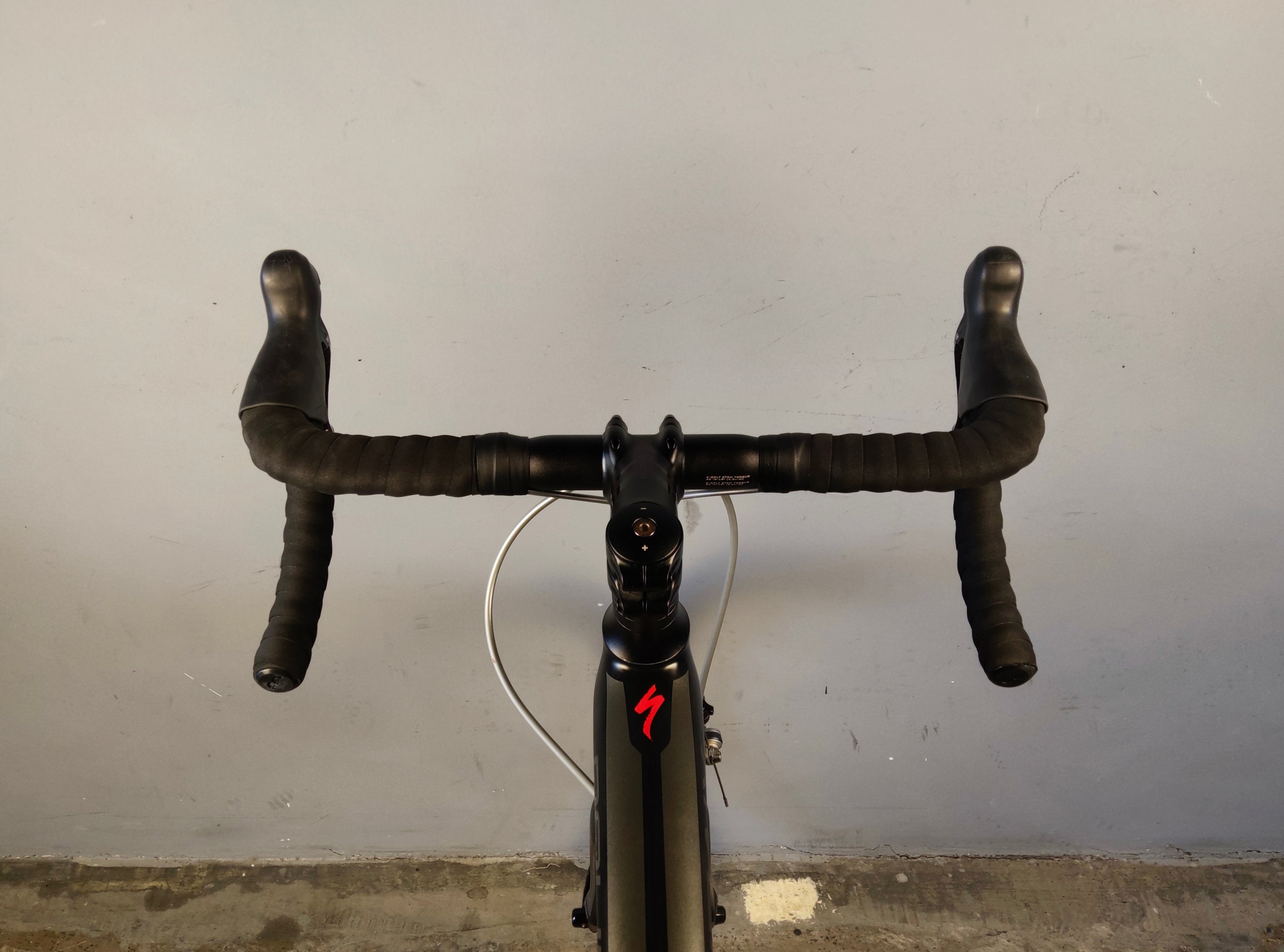 Specialized Roubaix SL4 Comp Road Bike