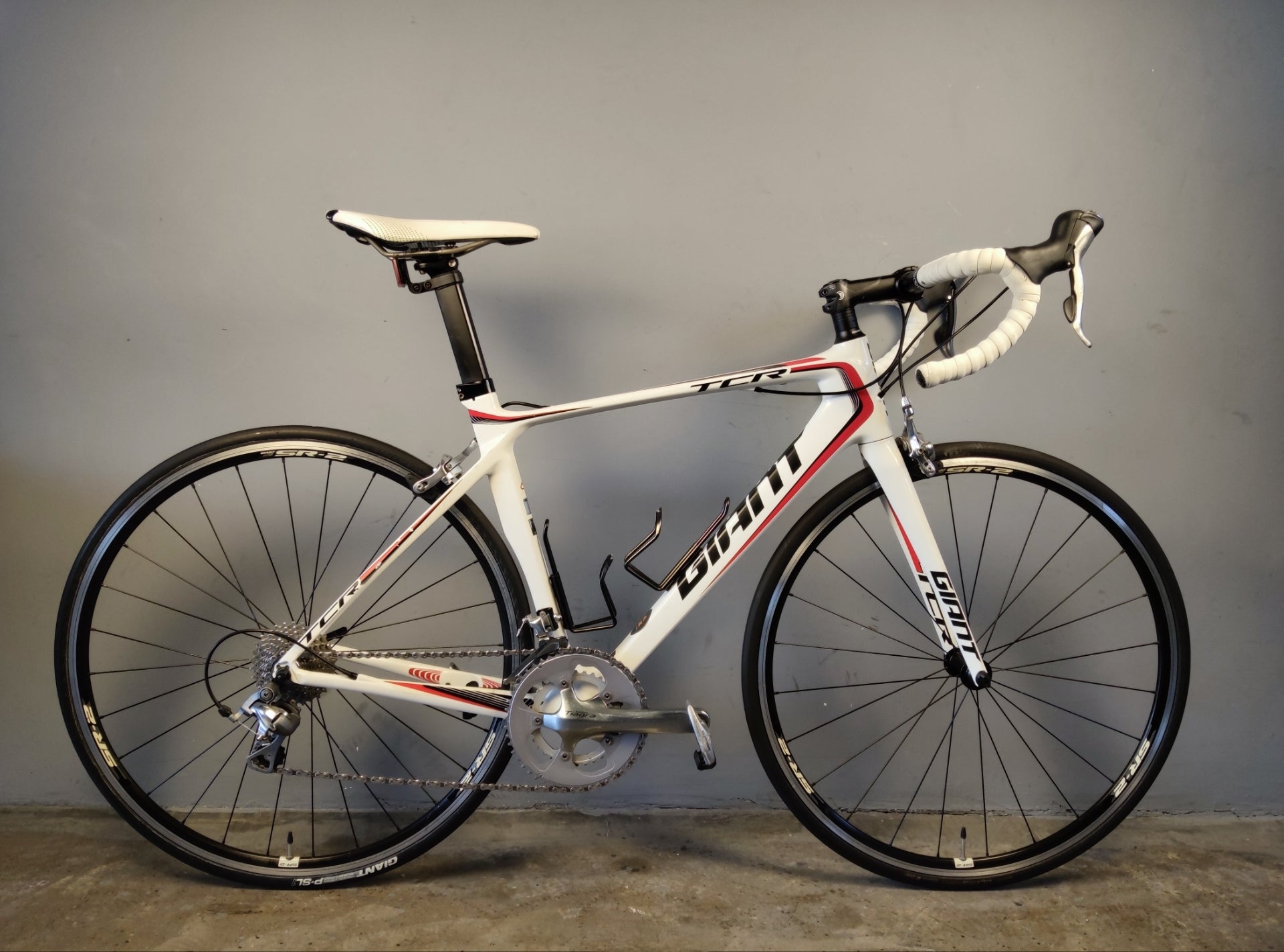 RENT Giant TCR 3 Advanced Road Bike