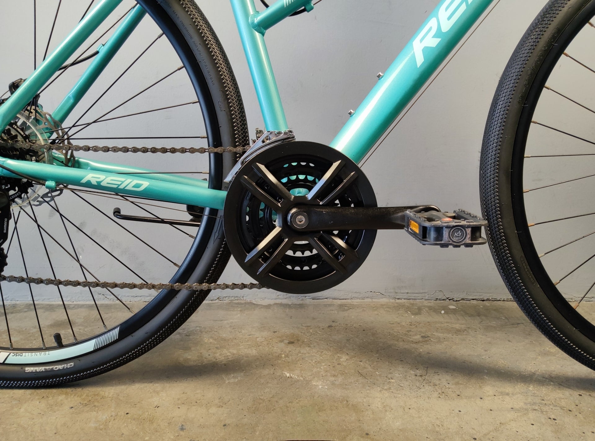 RENT Reid Transit Hybrid Bike