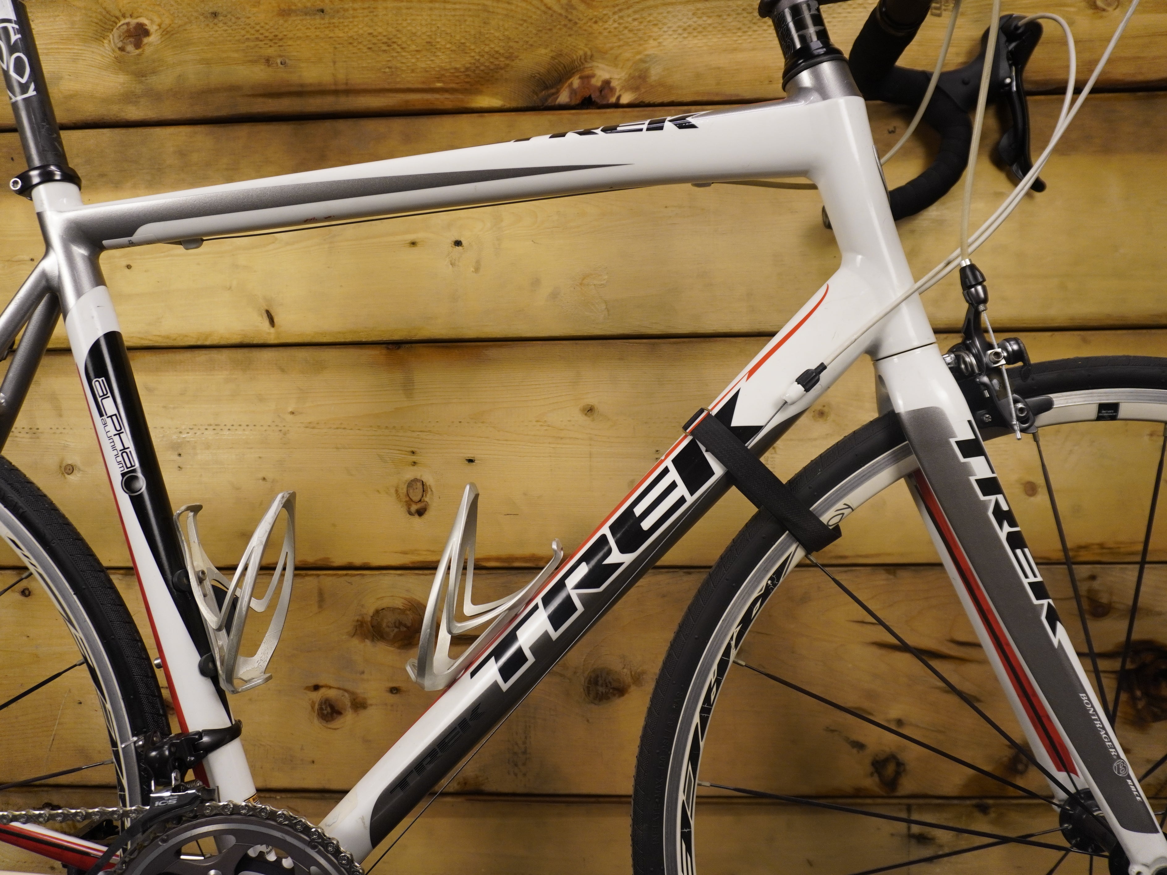 RENT Trek Alpha 2.3 Road Bike