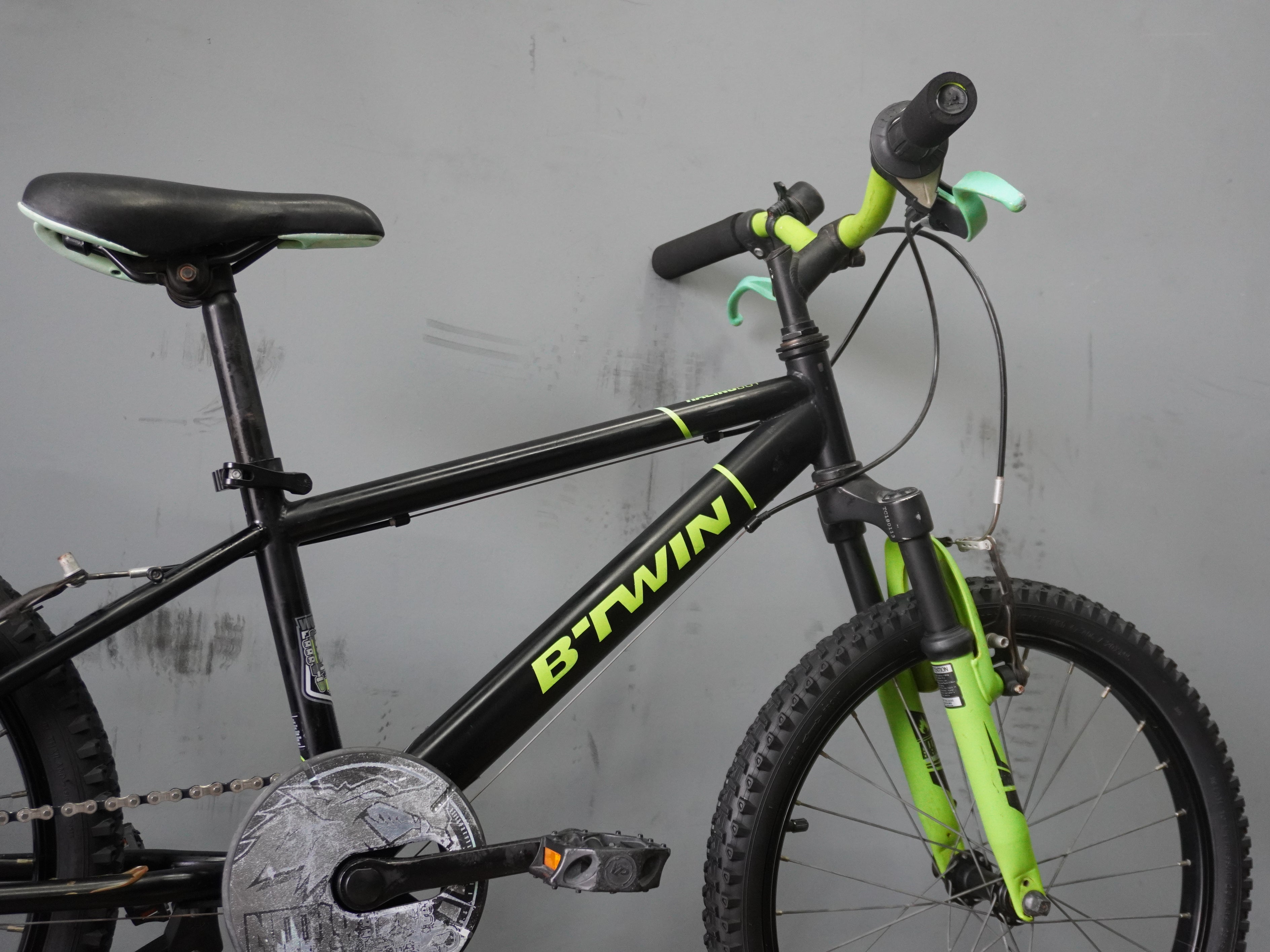 RENT B'twin Racingboy ST500 Kids Bike