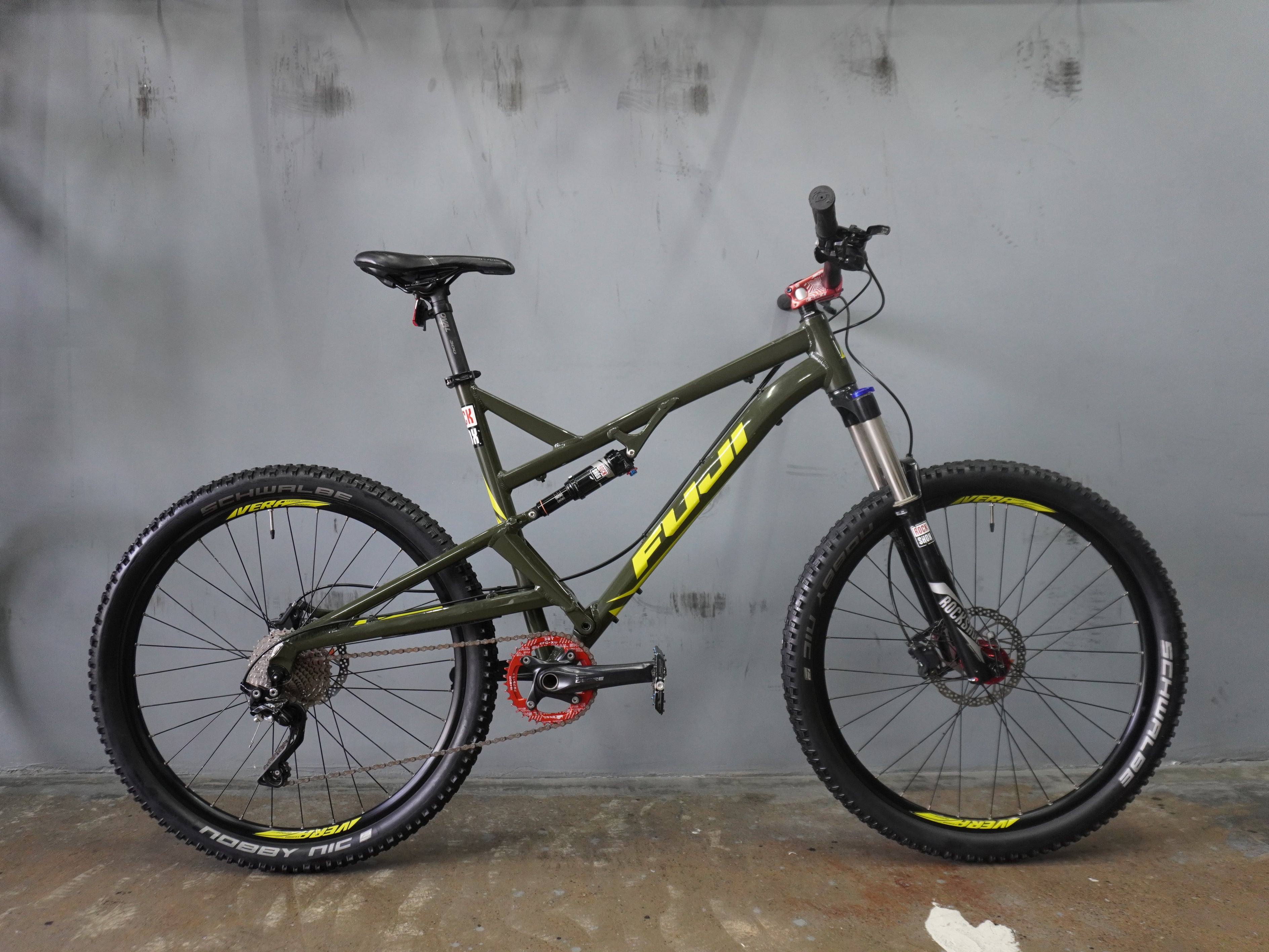 Fuji Reveal 1.1 Mountain Bike