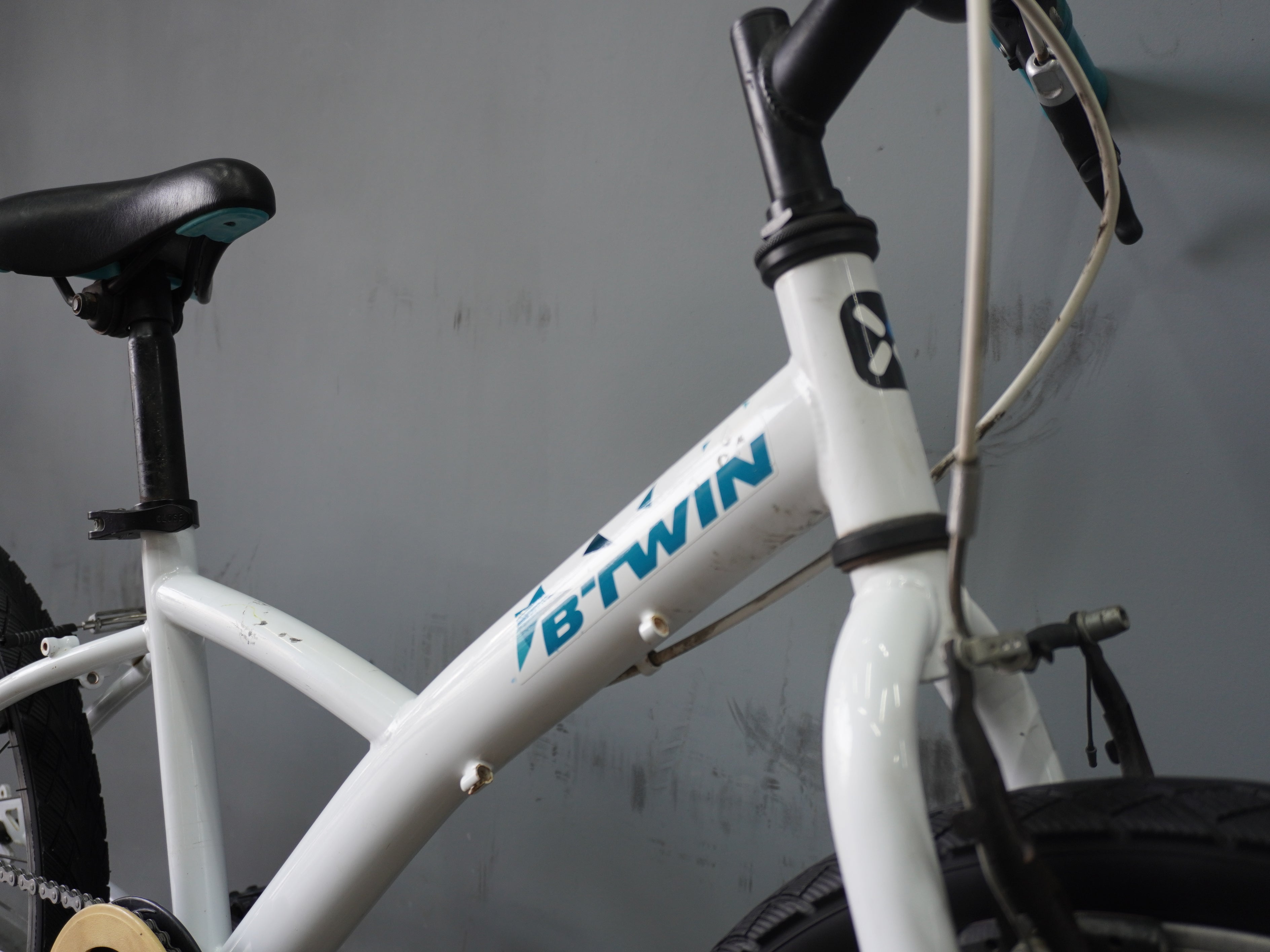 RENT B'twin Original 100 Kids Bike